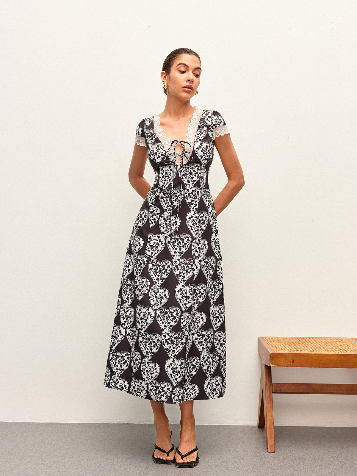 Floral Print V-Neck Tie-Bow Dress-Chicvia