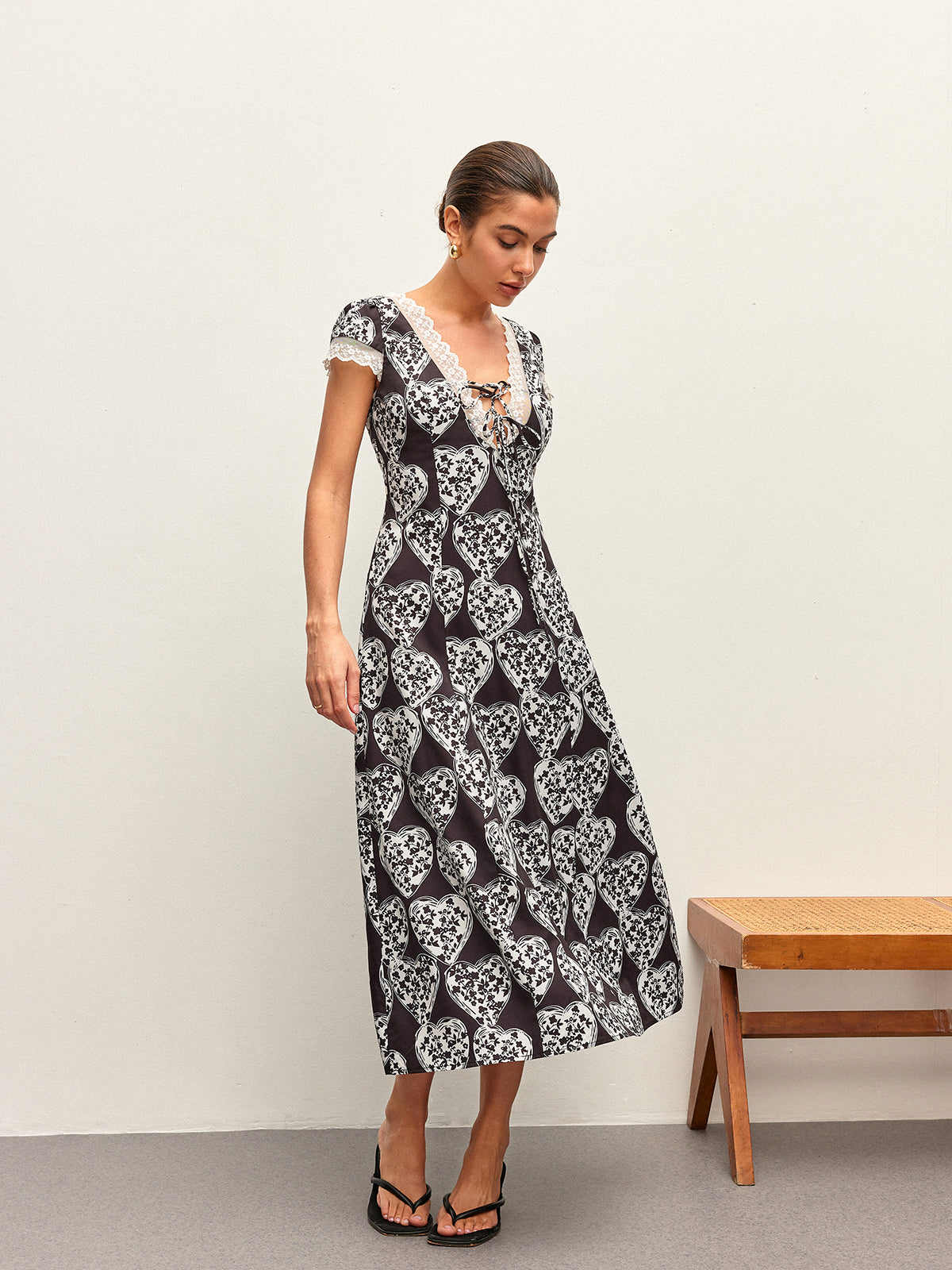 Floral Print V-Neck Tie-Bow Dress-Chicvia