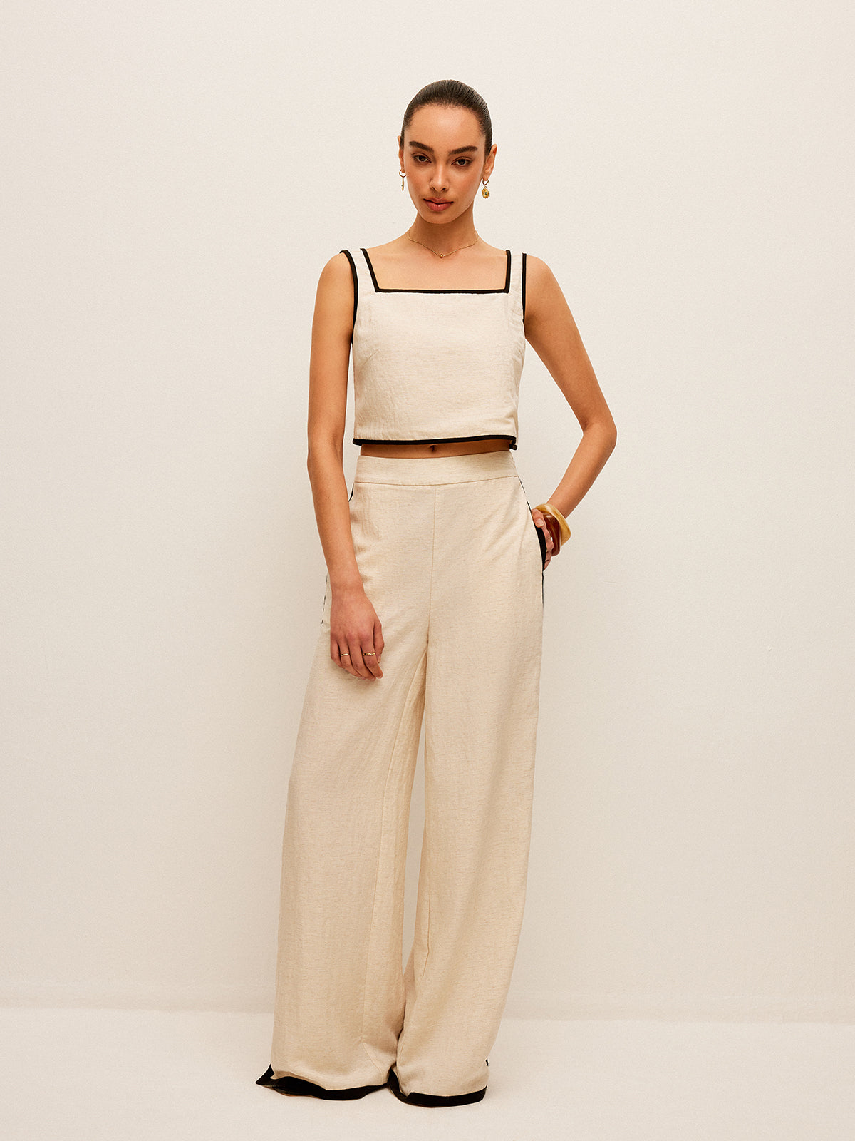 Cotton & Linen Contrast Trim Square-Neck Tank Top-Chicvia