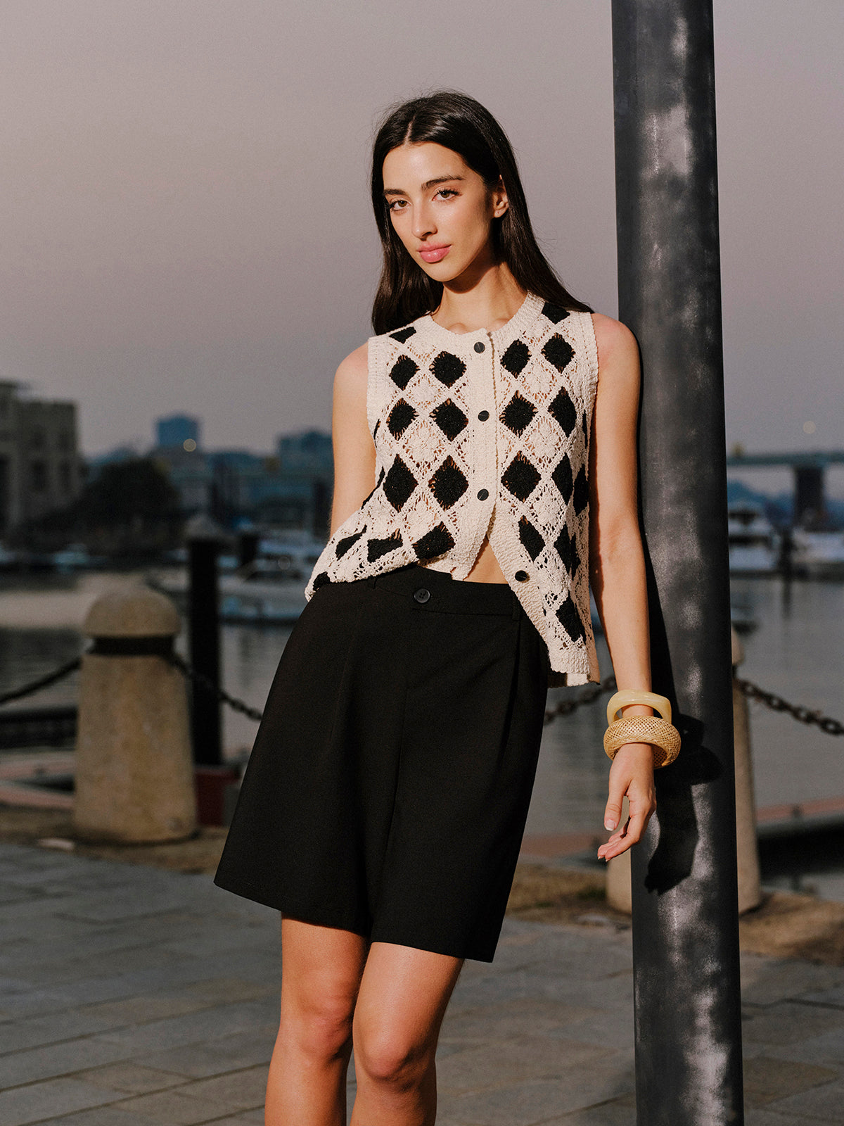 Embroidered Diamond Pattern Knit Vest-Chicvia