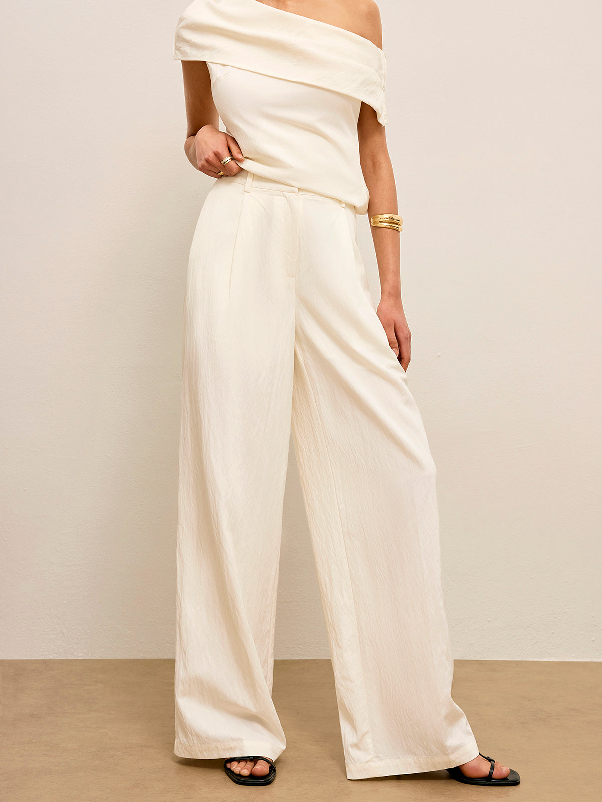 Mid-Waist Pocket Detail Pants-Chicvia