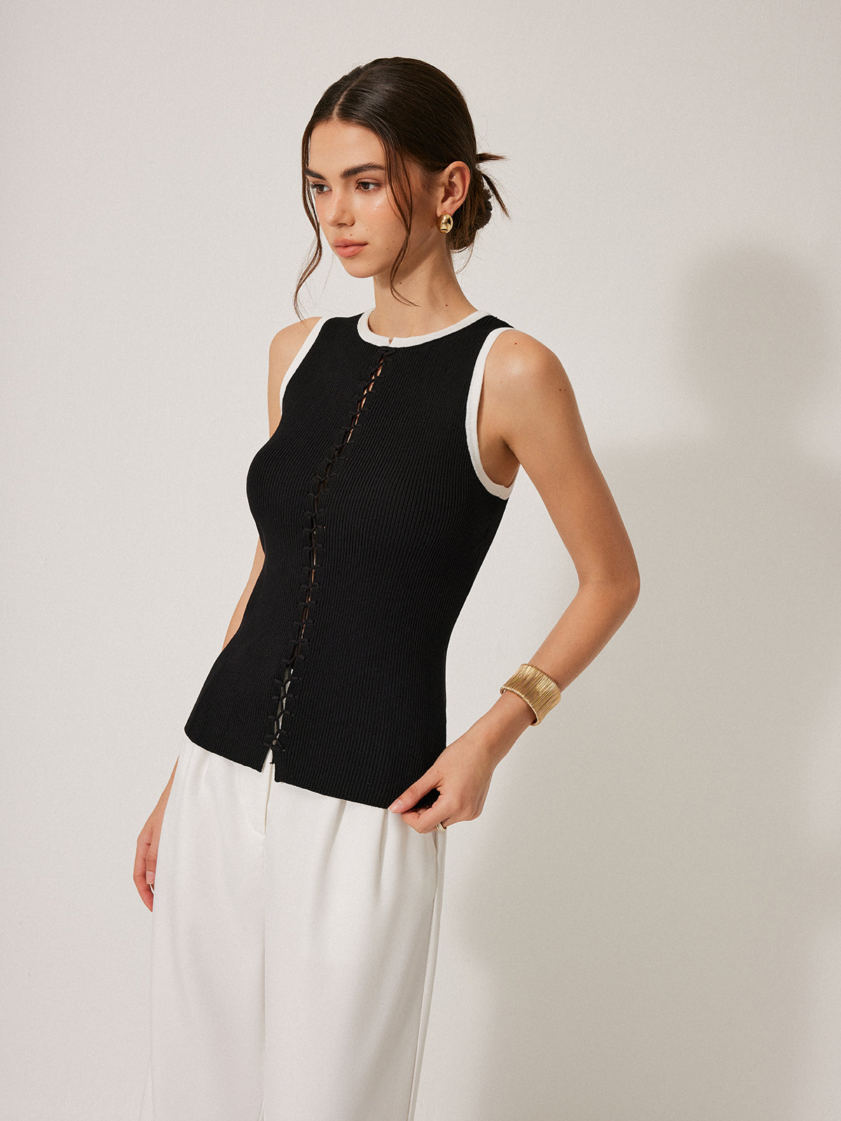 Color Block Knit Lace-Up Vest-Chicvia