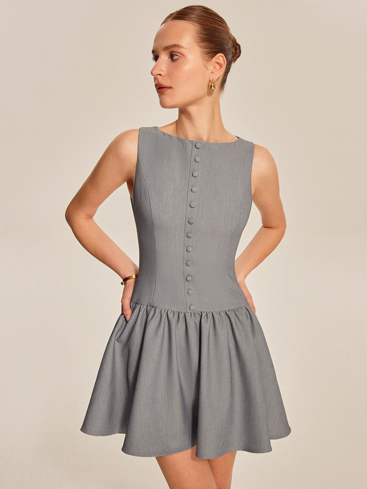 Button Front Pleated Sleeveless Dress-Chicvia