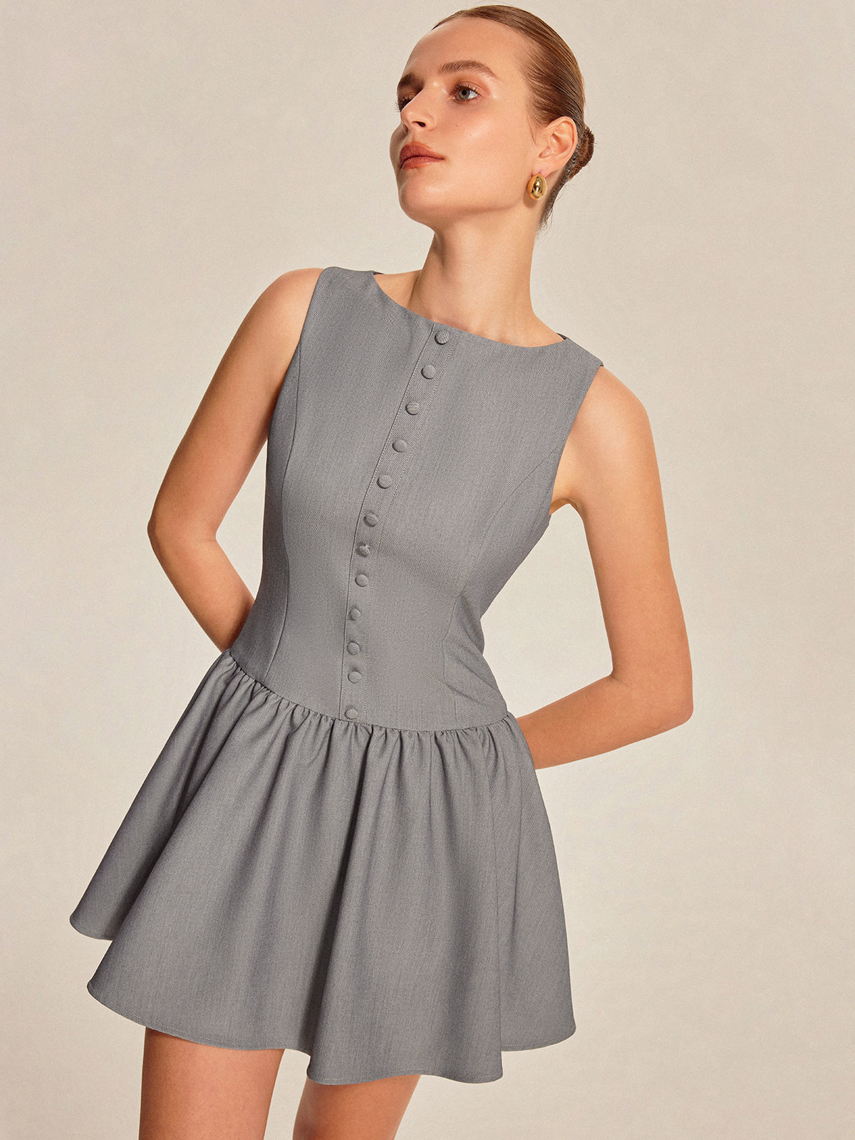 Button Front Pleated Sleeveless Dress-Chicvia