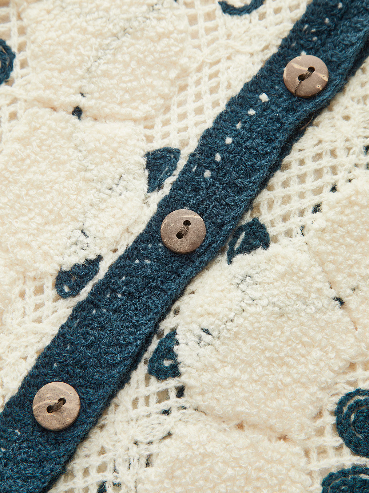 Embroidered Crochet Knit Vest-Chicvia