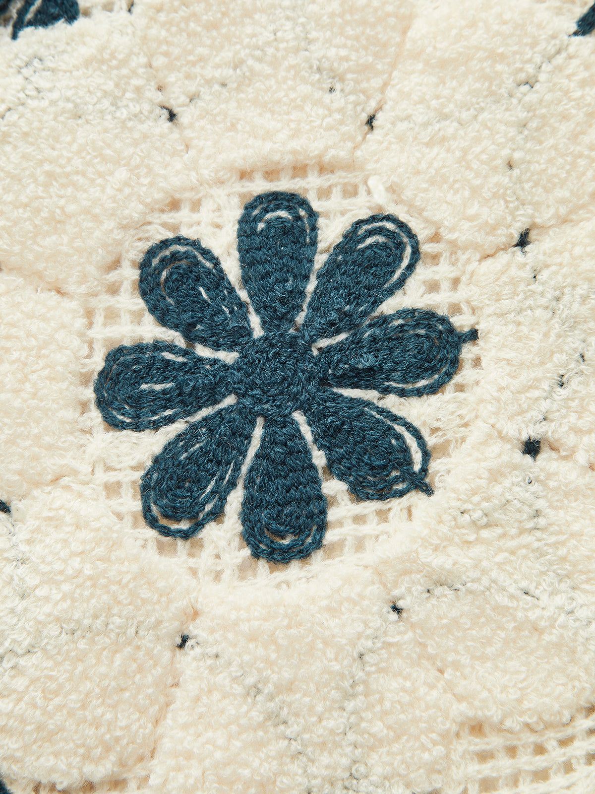 Embroidered Crochet Knit Vest-Chicvia