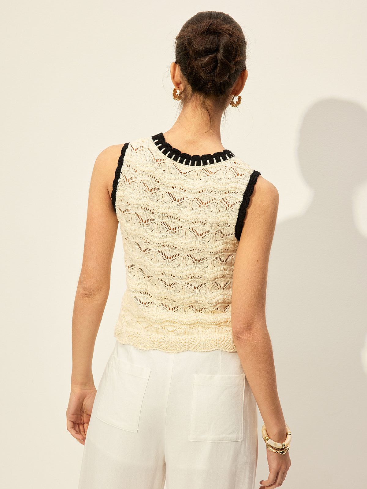Crochet Contrast Trim Sweater Vest-Chicvia