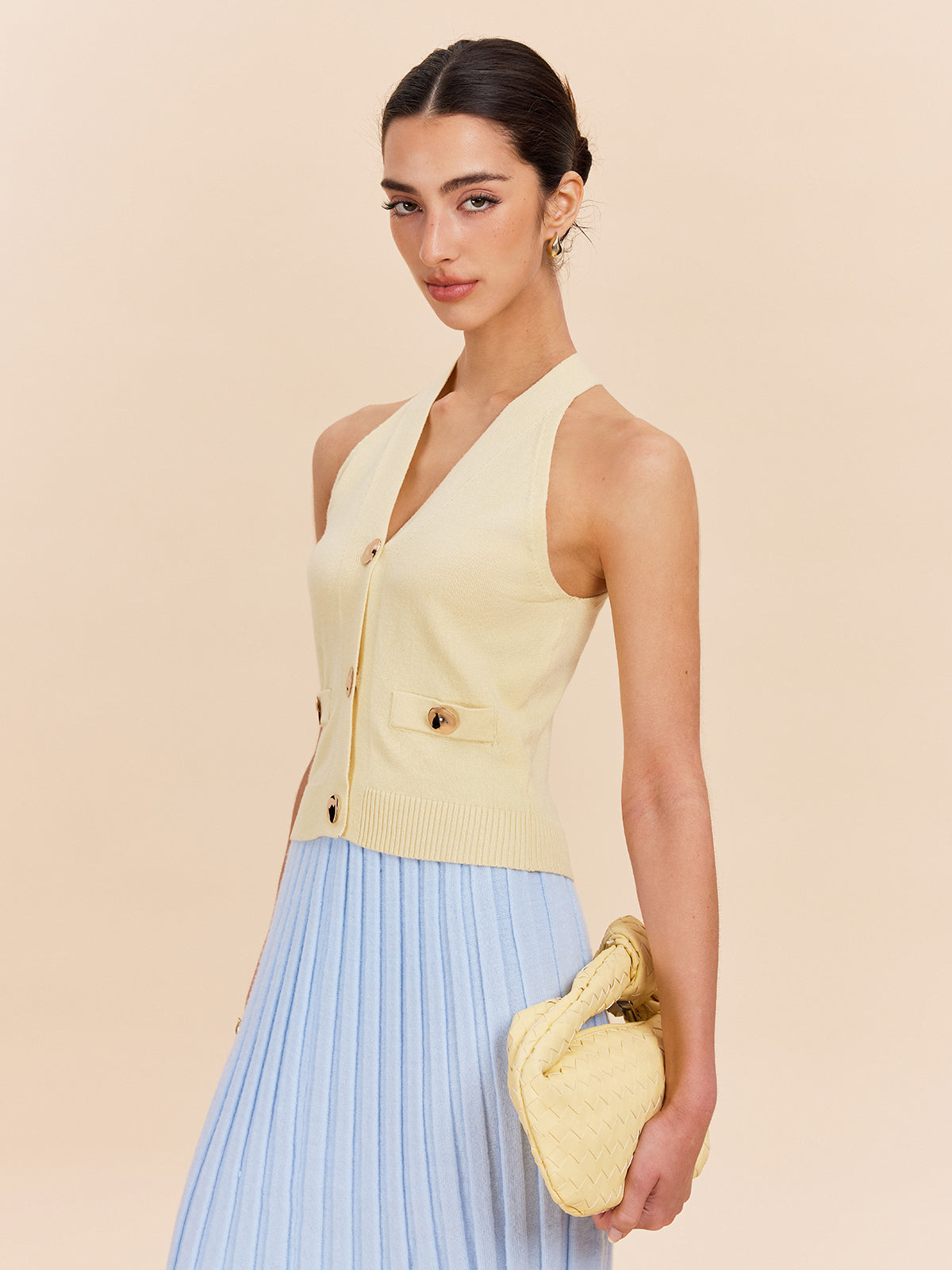 Halter Neck Ribbed Knit Vest With Decor Pockets-Chicvia