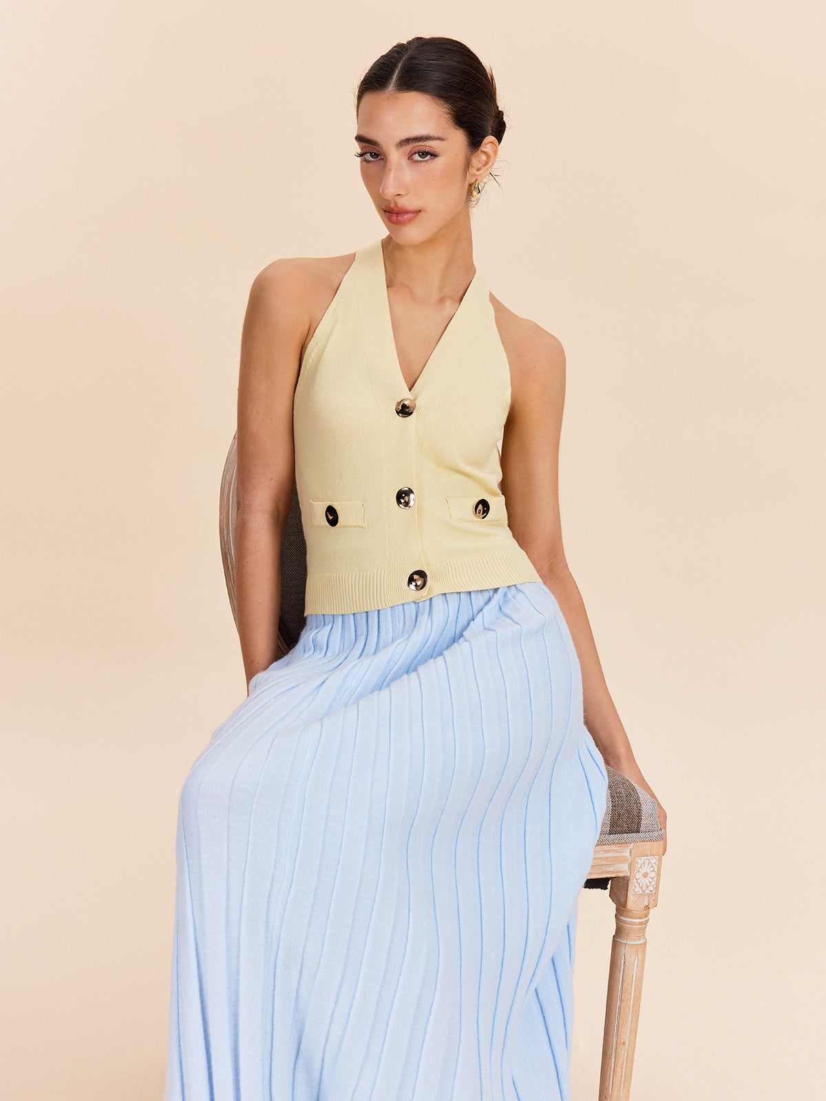 Halter Neck Ribbed Knit Vest With Decor Pockets-Chicvia