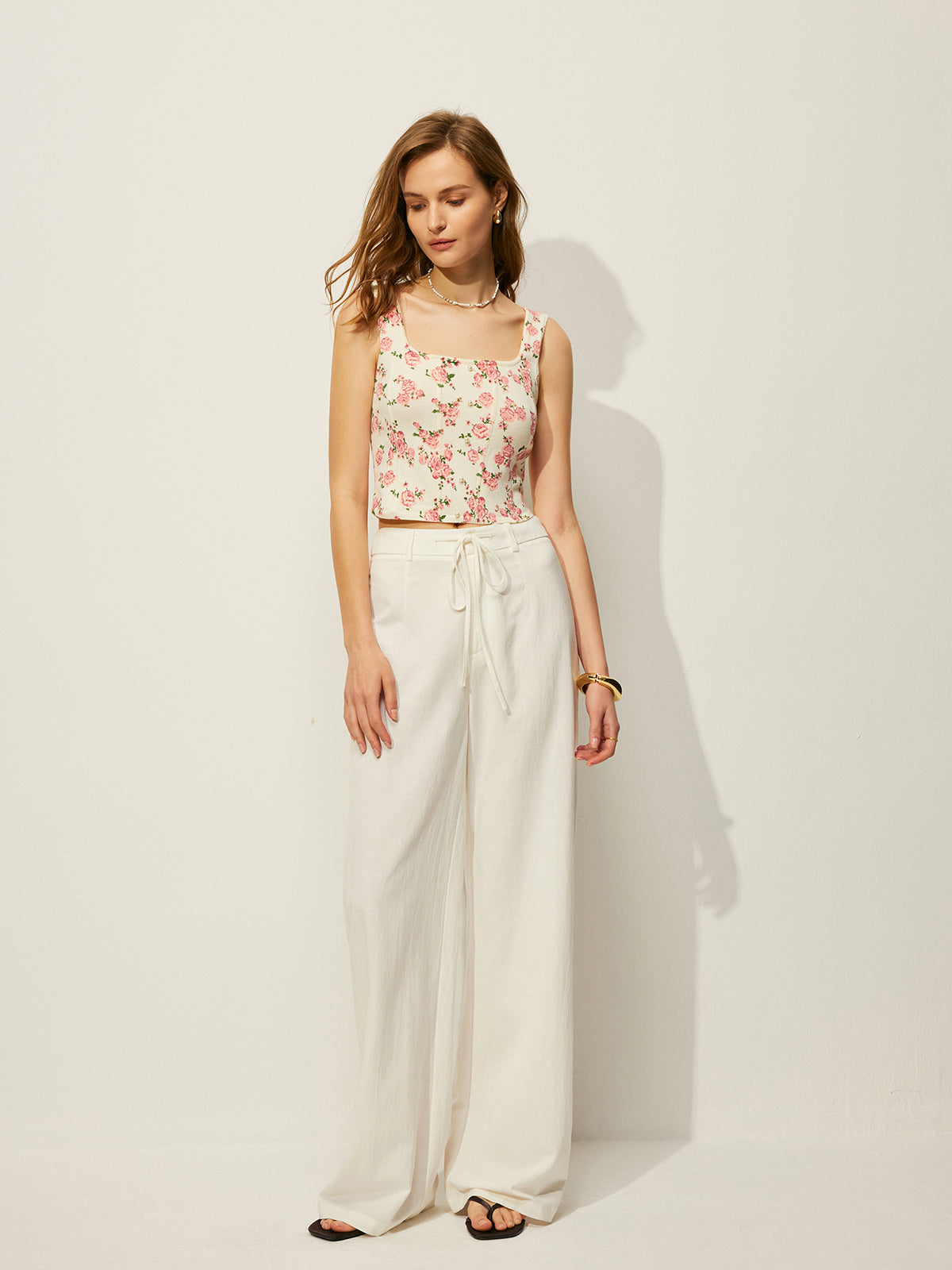 Floral Print Knit Vest-Chicvia