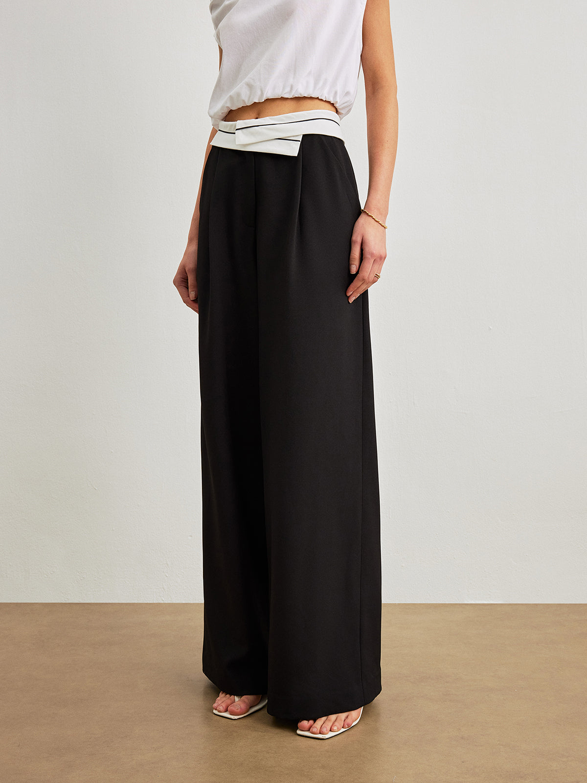 Mid-Waist Pants With Pockets & Contrast Waistband-Chicvia