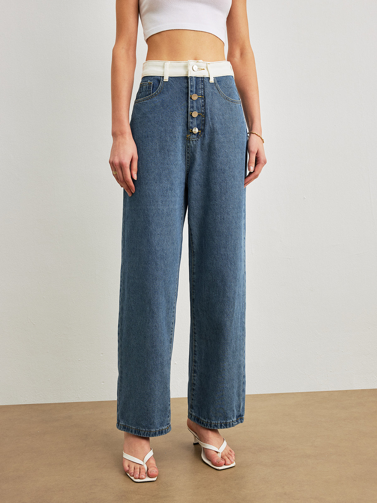 Mid-Waist Contrast Trim Denim Jeans-Chicvia