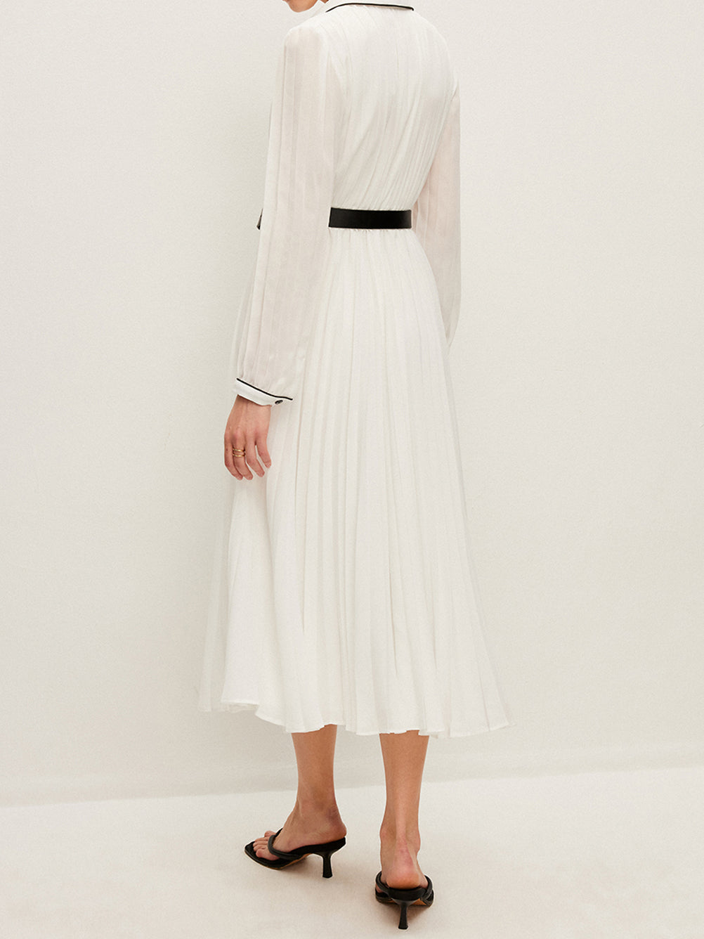 Button-Front Pleated Dress With Belt-Chicvia