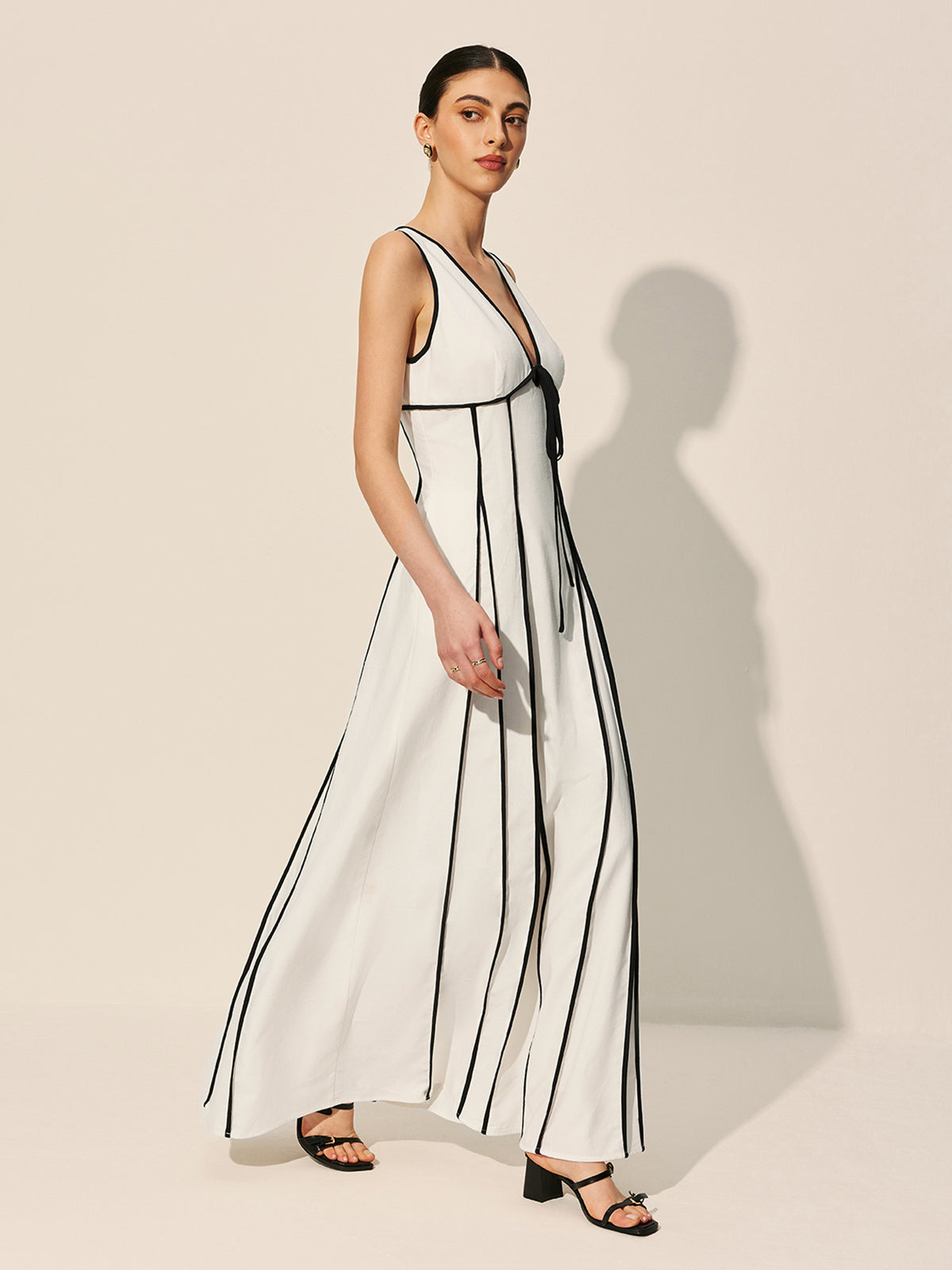 Contrast Trim Dress With Pockets-Chicvia