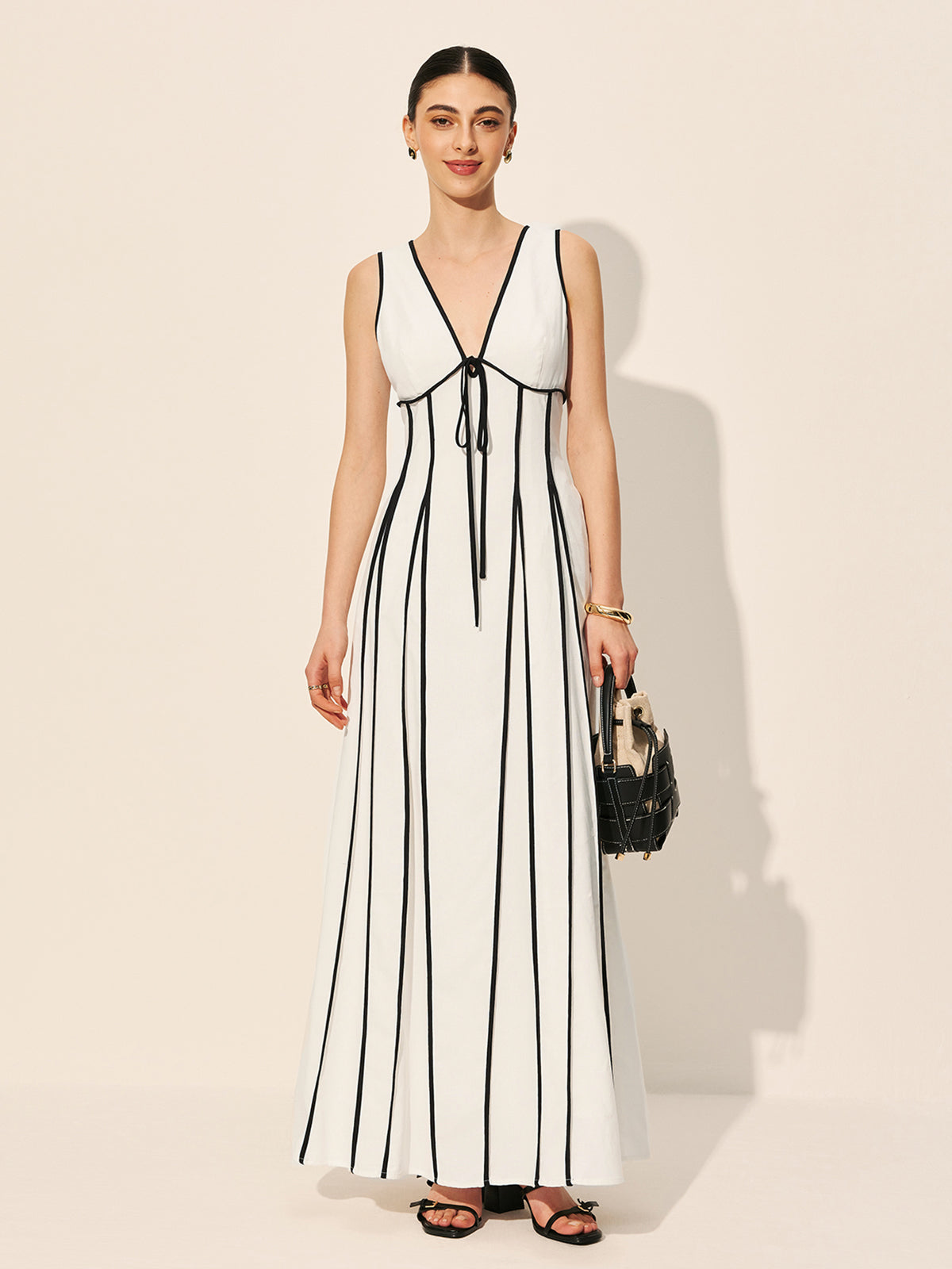 Contrast Trim Dress With Pockets-Chicvia