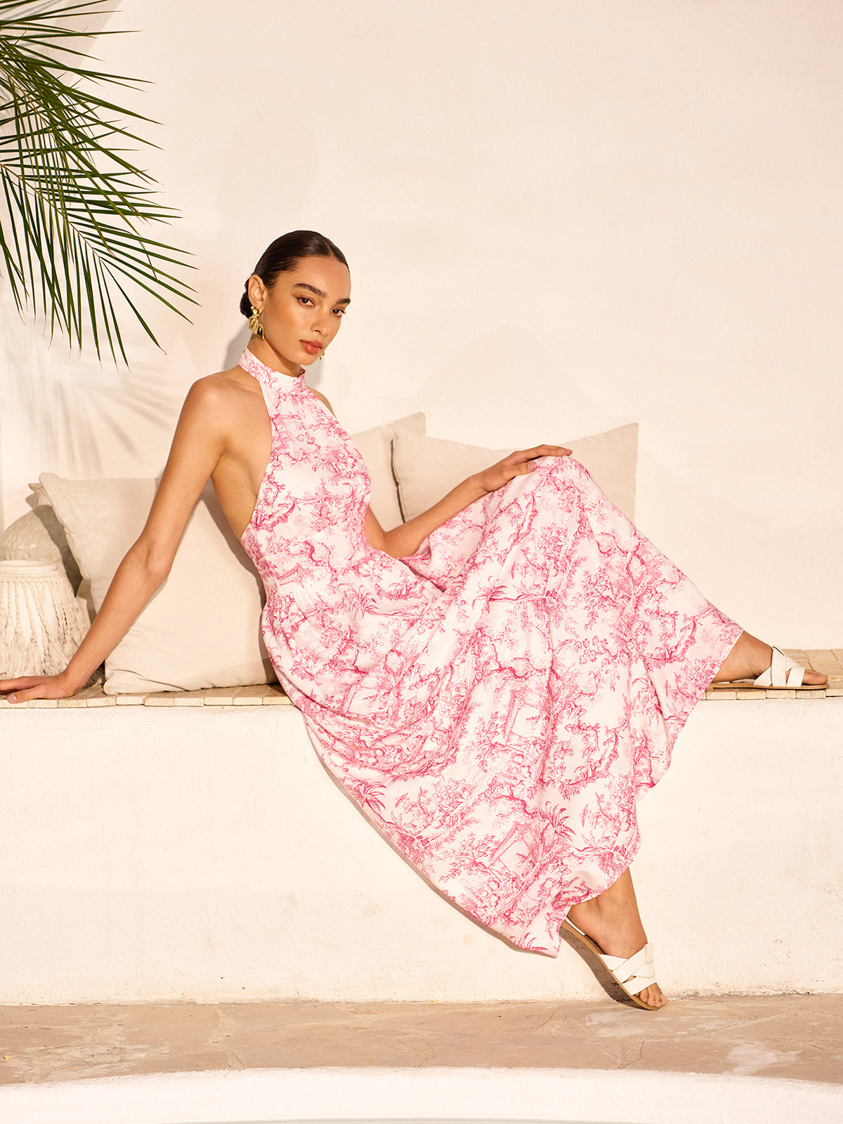 Halter Neck Printed Backless Dress With Pockets-Chicvia