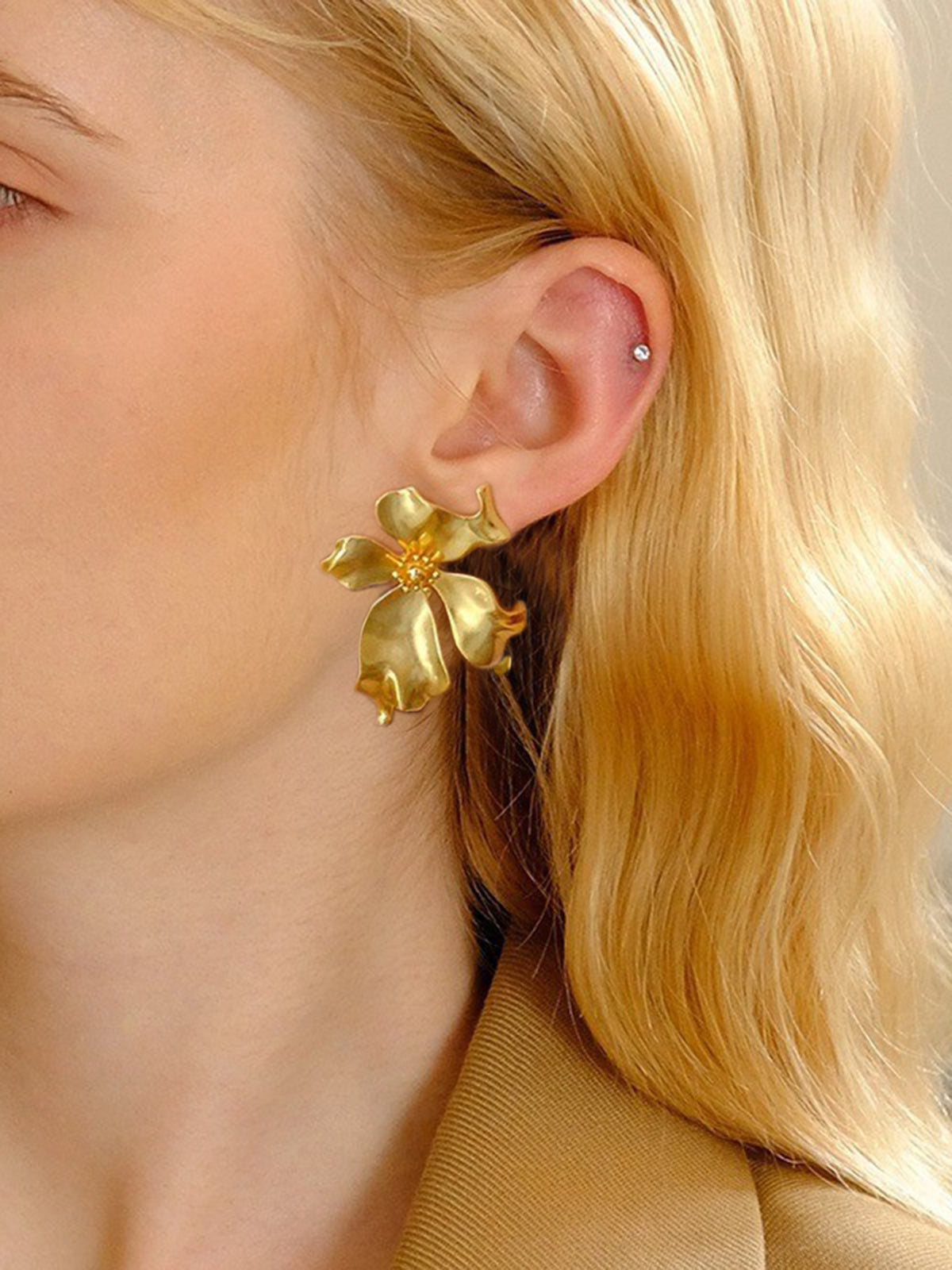 Metal Flower Earrings-Chicvia