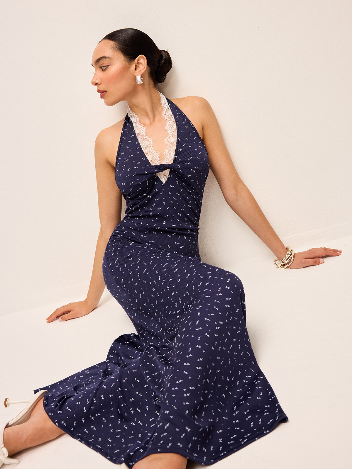 Lace Trim Halter Neck Printed Dress-Chicvia