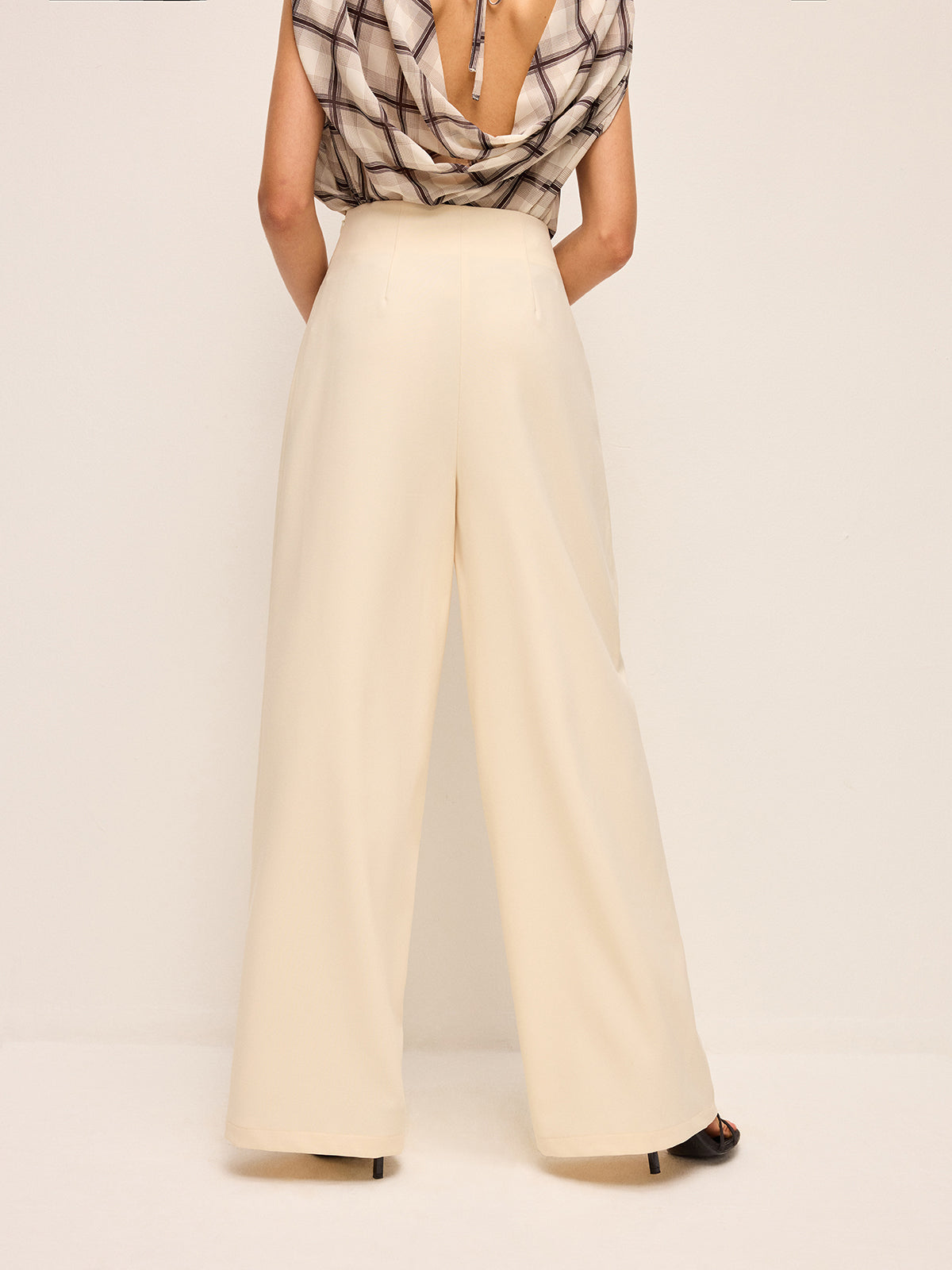 Mid-Waisted Wide-Leg Pants With Belted Detail-Chicvia