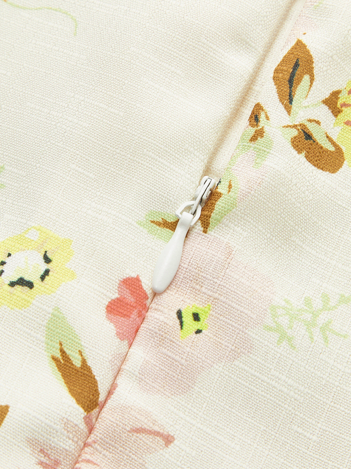 Floral Print Button Detail Dress With Belt-Chicvia