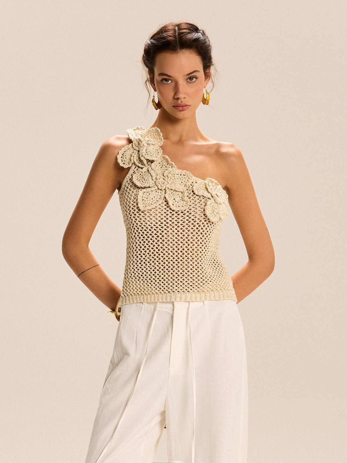 One-Shoulder Floral Crochet Knit Top-Chicvia