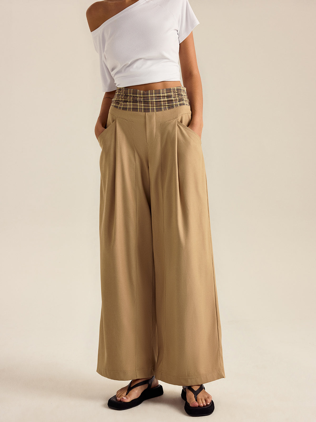 Pocketed Gingham Wide-Leg Pants-Chicvia