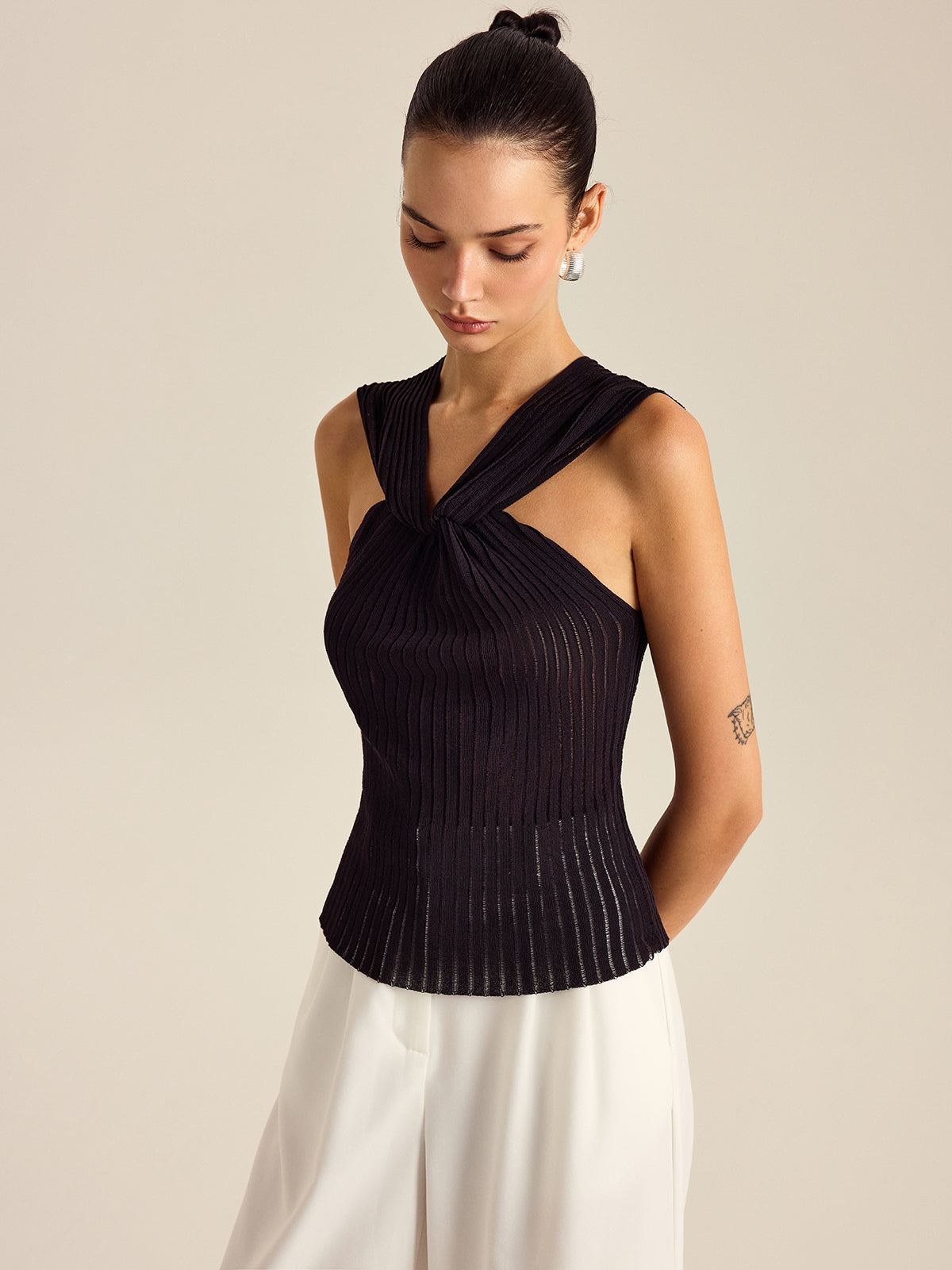 Pleated Knit Twist-Front Top-Chicvia