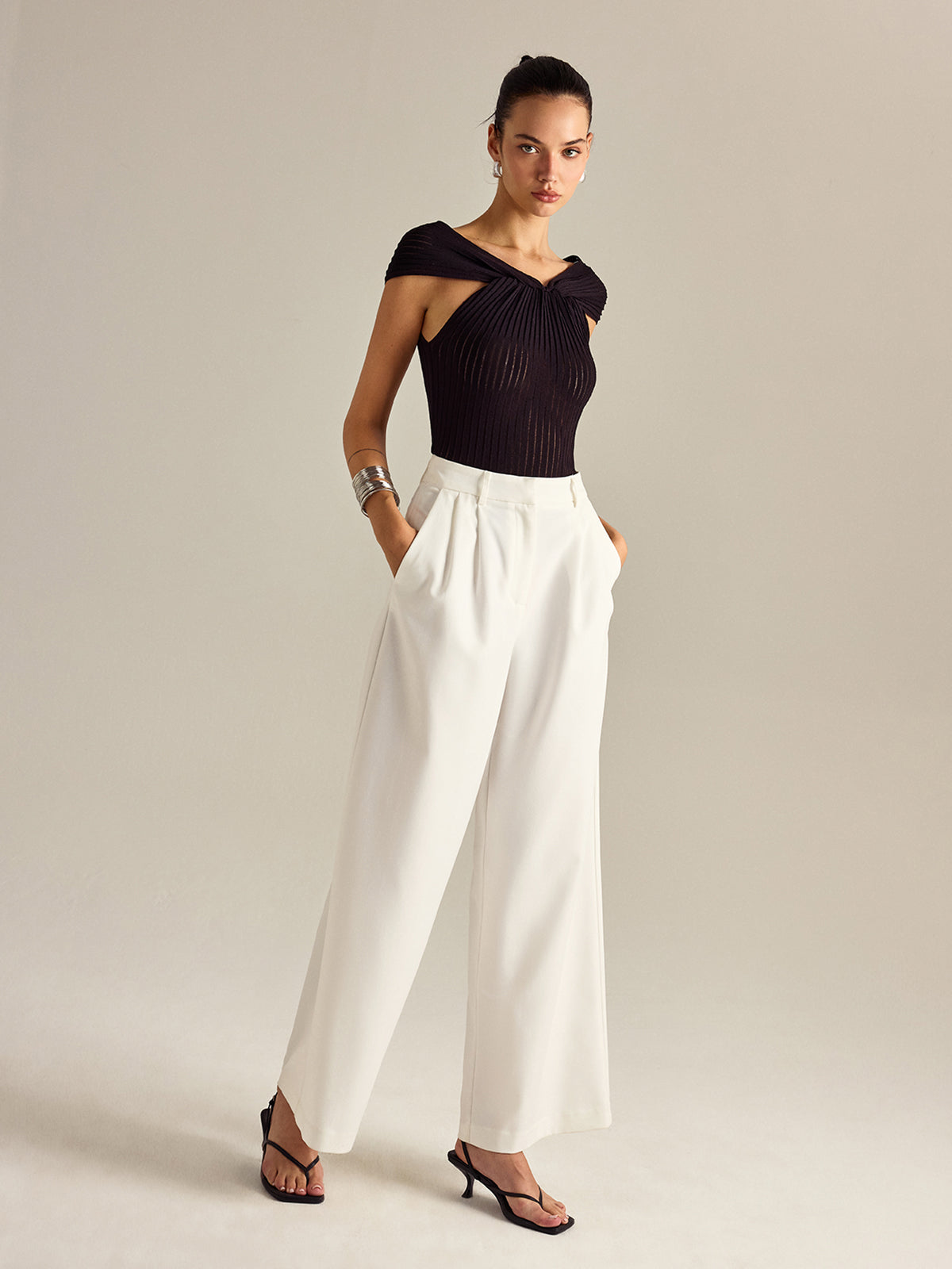 Pleated Knit Twist-Front Top-Chicvia