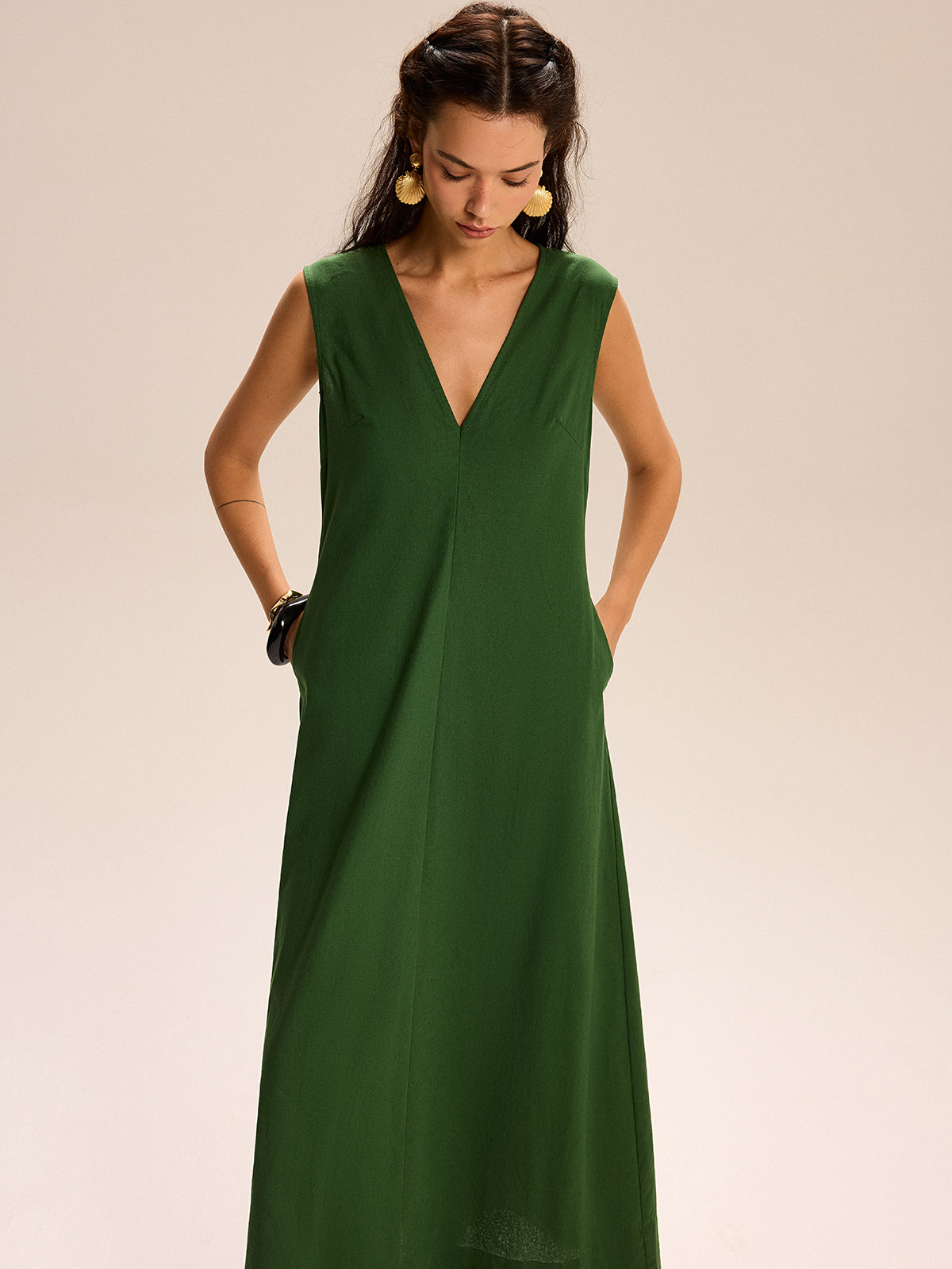 Linen & Cotton Pocketed V-Neck Maxi Dress-Chicvia