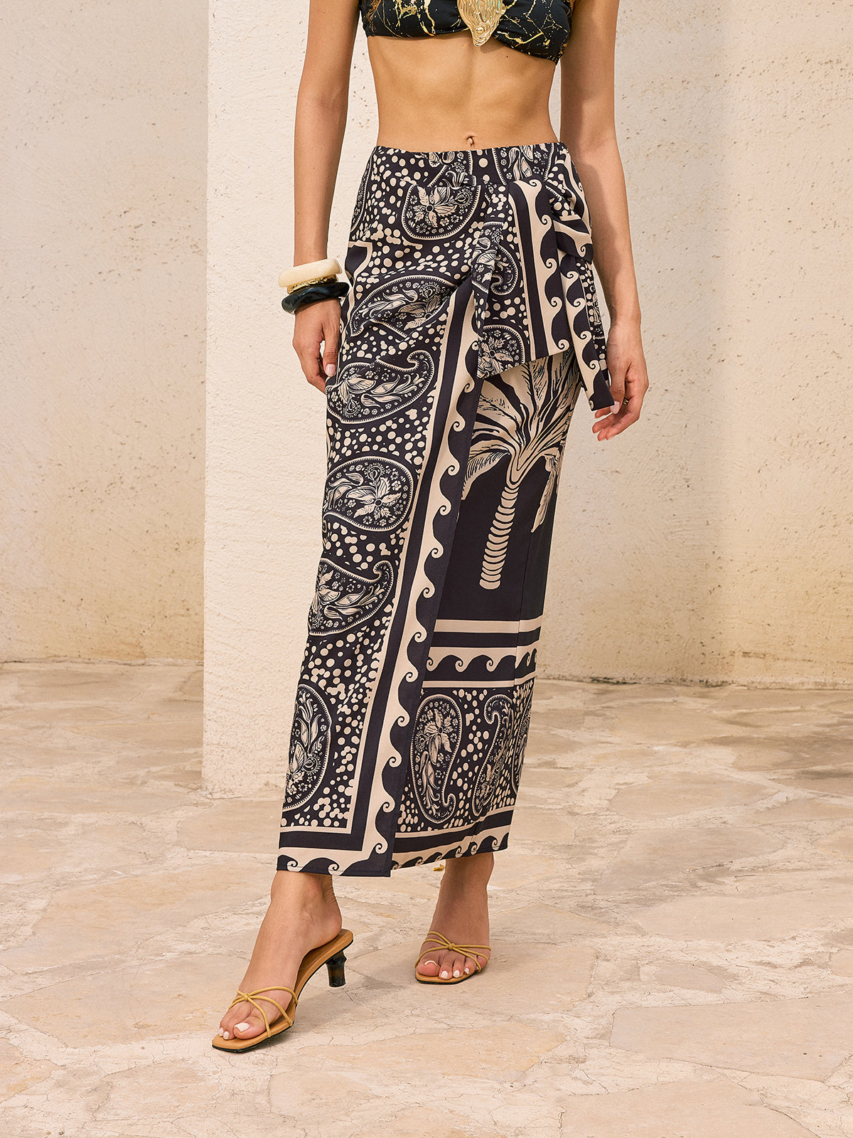 Palm Print Maxi Skirt With Paisley Border-Chicvia