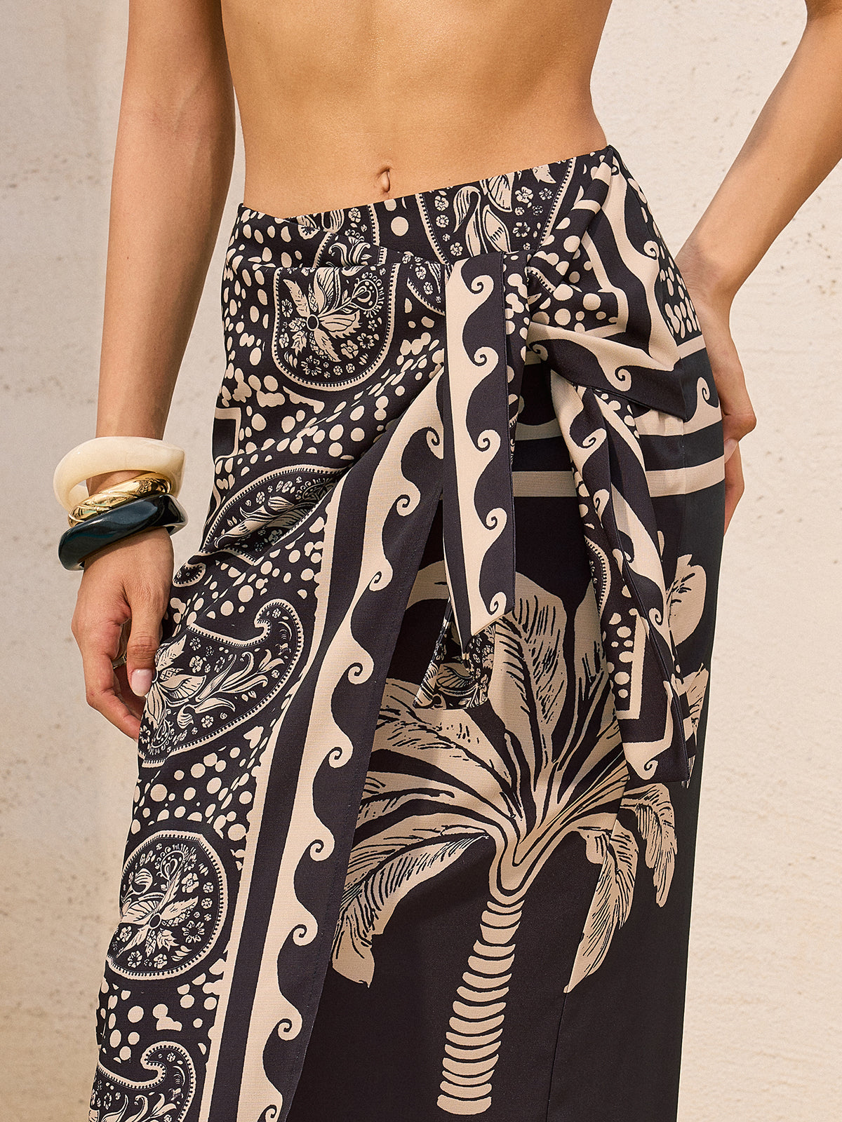Palm Print Maxi Skirt With Paisley Border-Chicvia