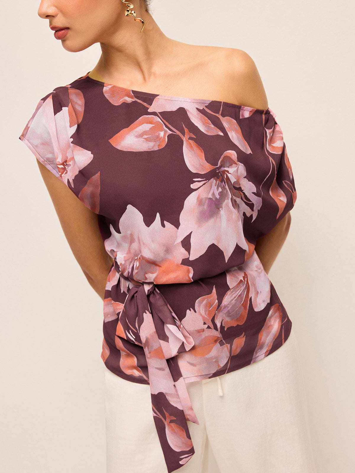 One-Shoulder Floral Belted Blouse-Chicvia