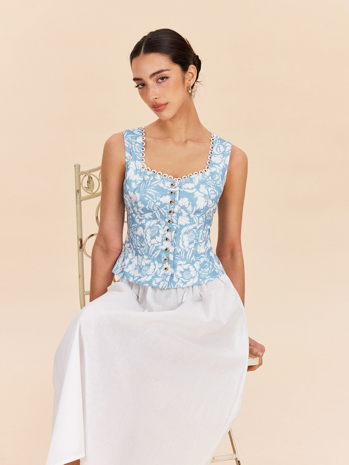 Floral Print Button-Front Top-Chicvia