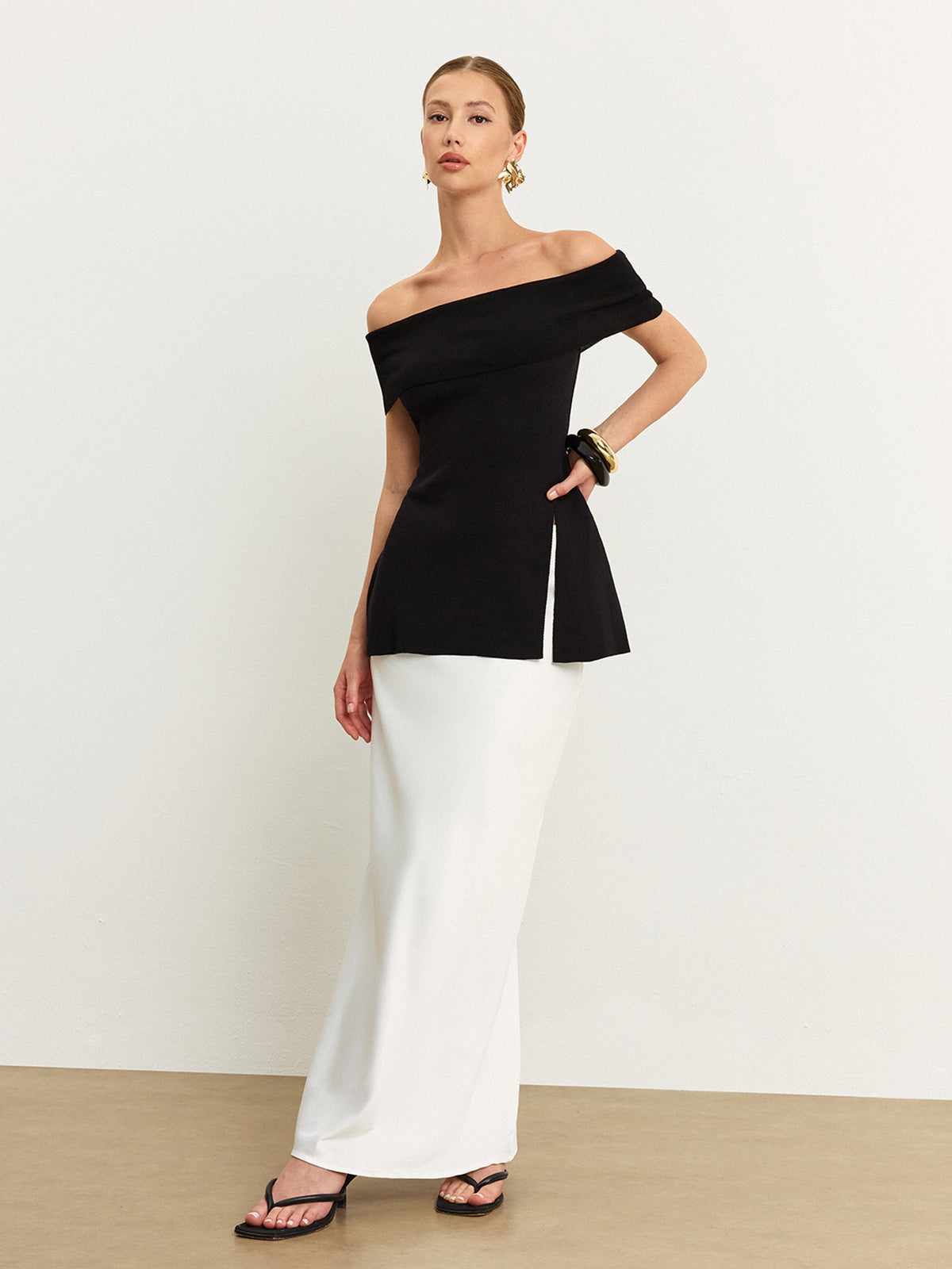 Off-Shoulder Knit Top with Slit-Chicvia