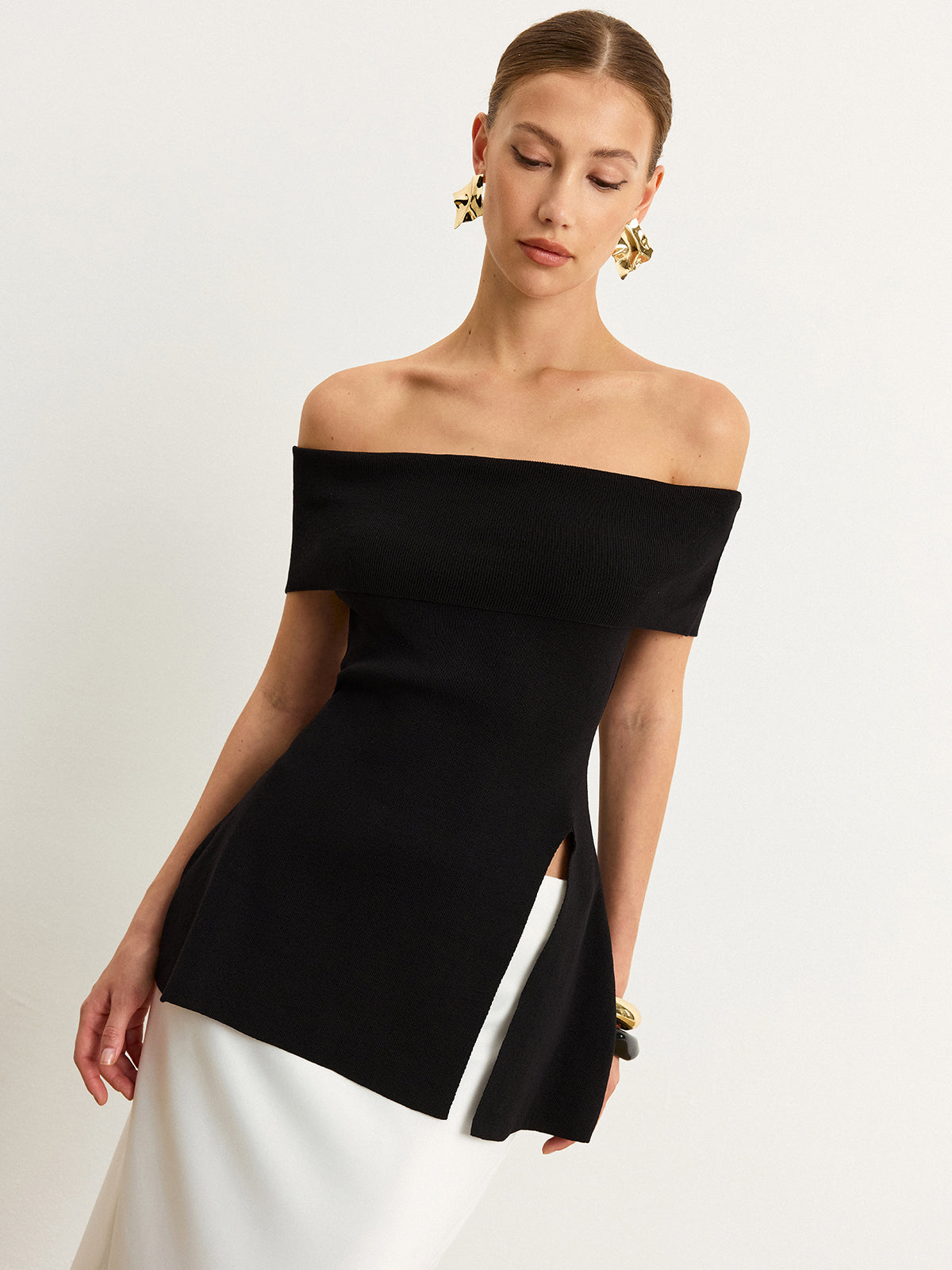 Off-Shoulder Knit Top with Slit-Chicvia