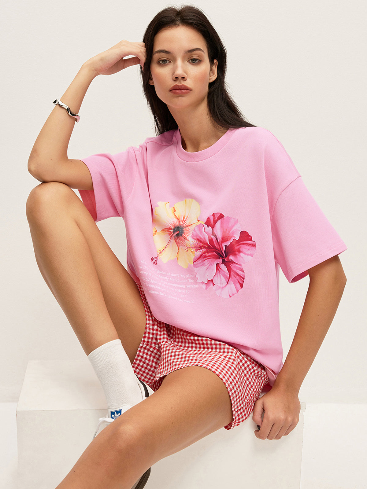 Cotton Floral Graphic Oversized T-Shirt-Chicvia