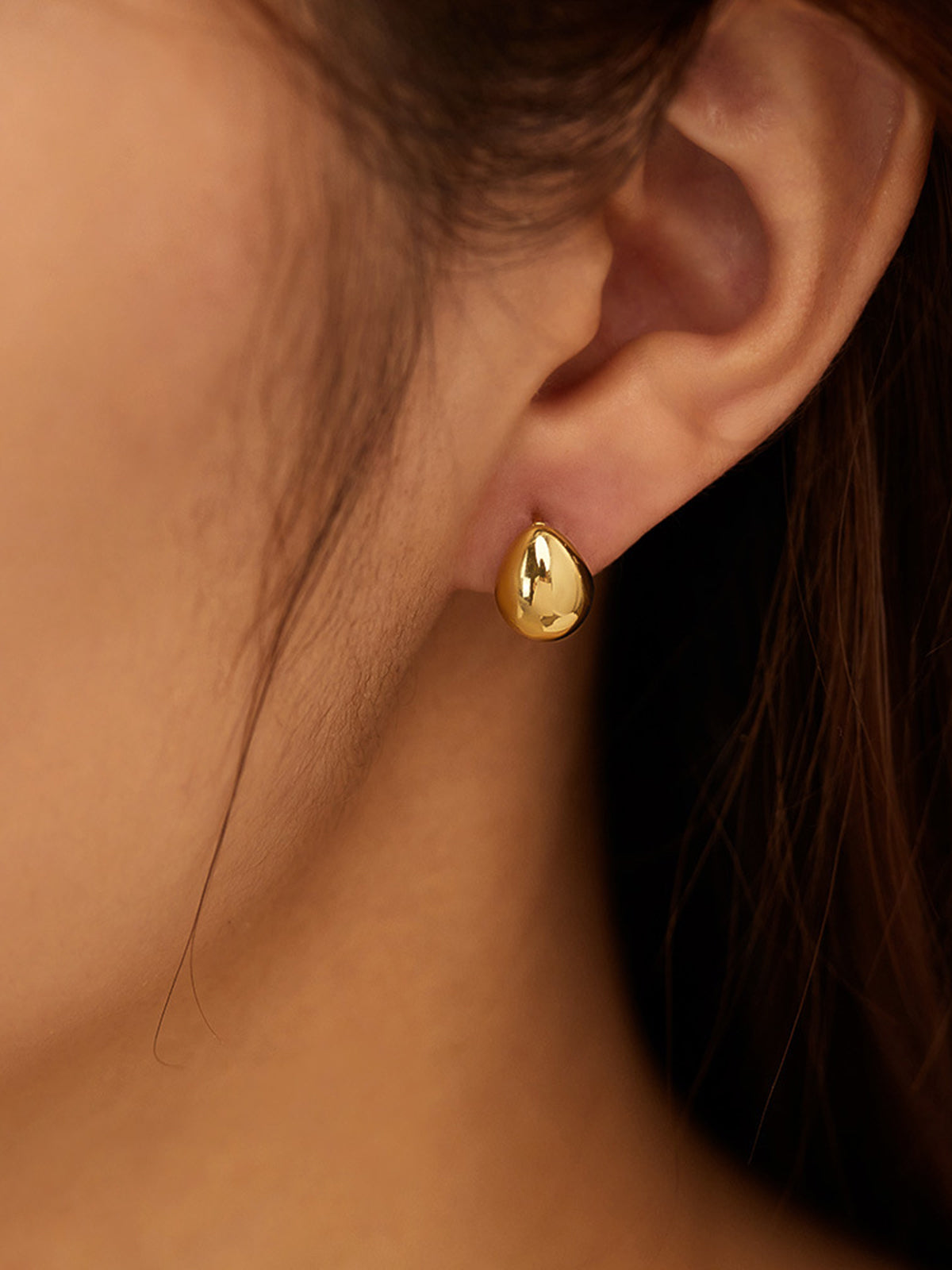 Minimalist Teardrop Stud Earrings-Chicvia