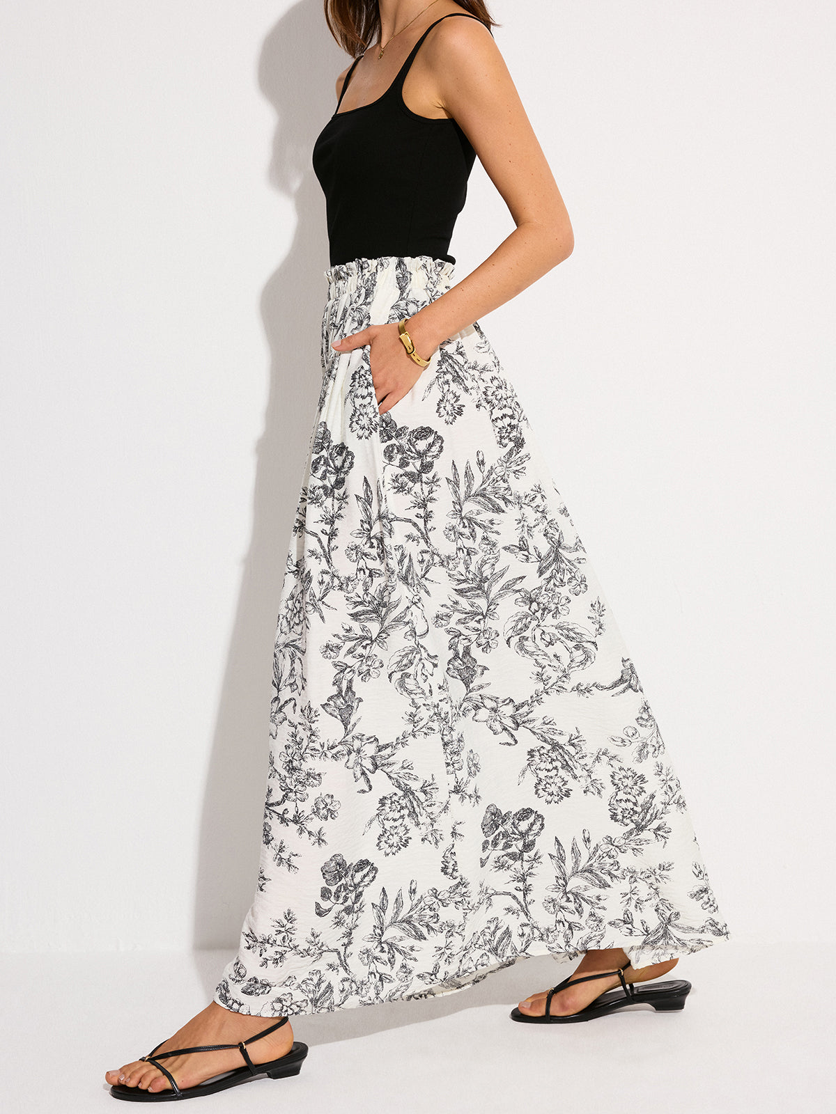 Pocketed Floral Print Maxi Skirt-Chicvia