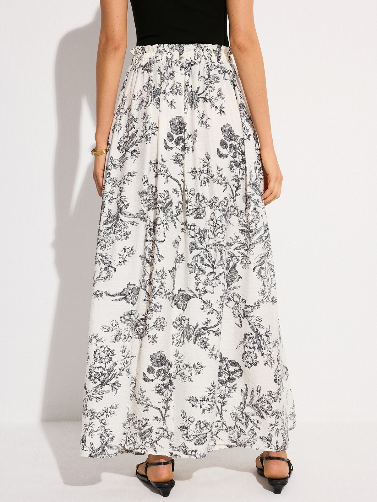 Pocketed Floral Print Maxi Skirt-Chicvia