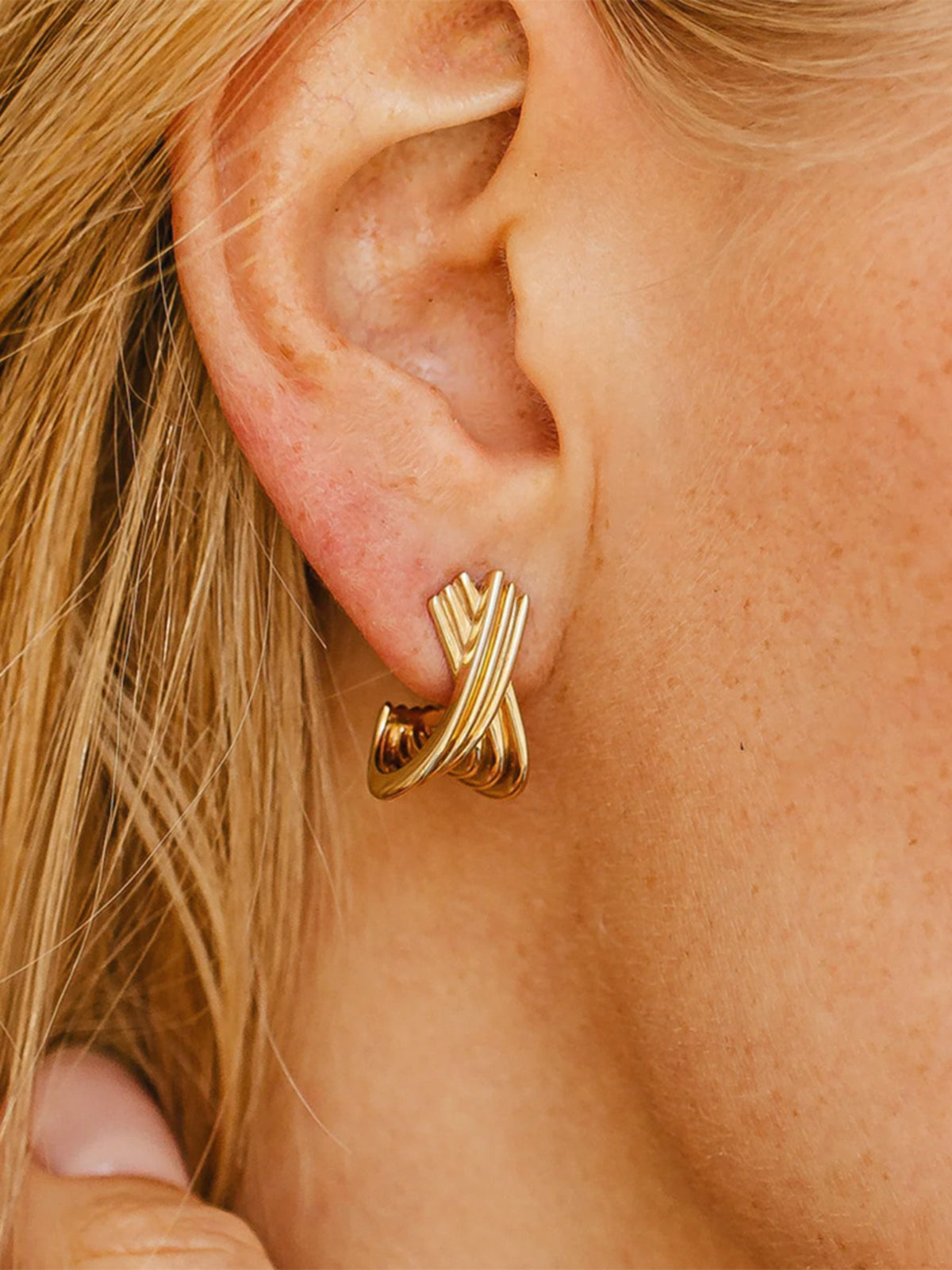 Gold Plated Crossover Hoop Earrings-Chicvia