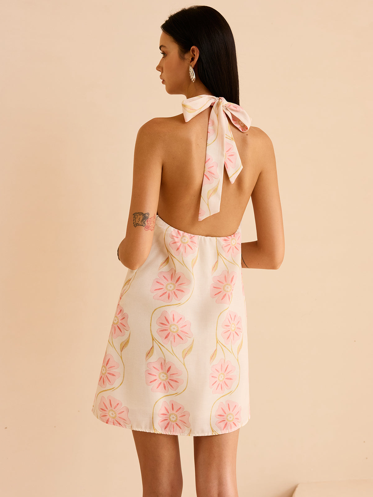 Halter Neck Floral Print Mini Dress-Chicvia