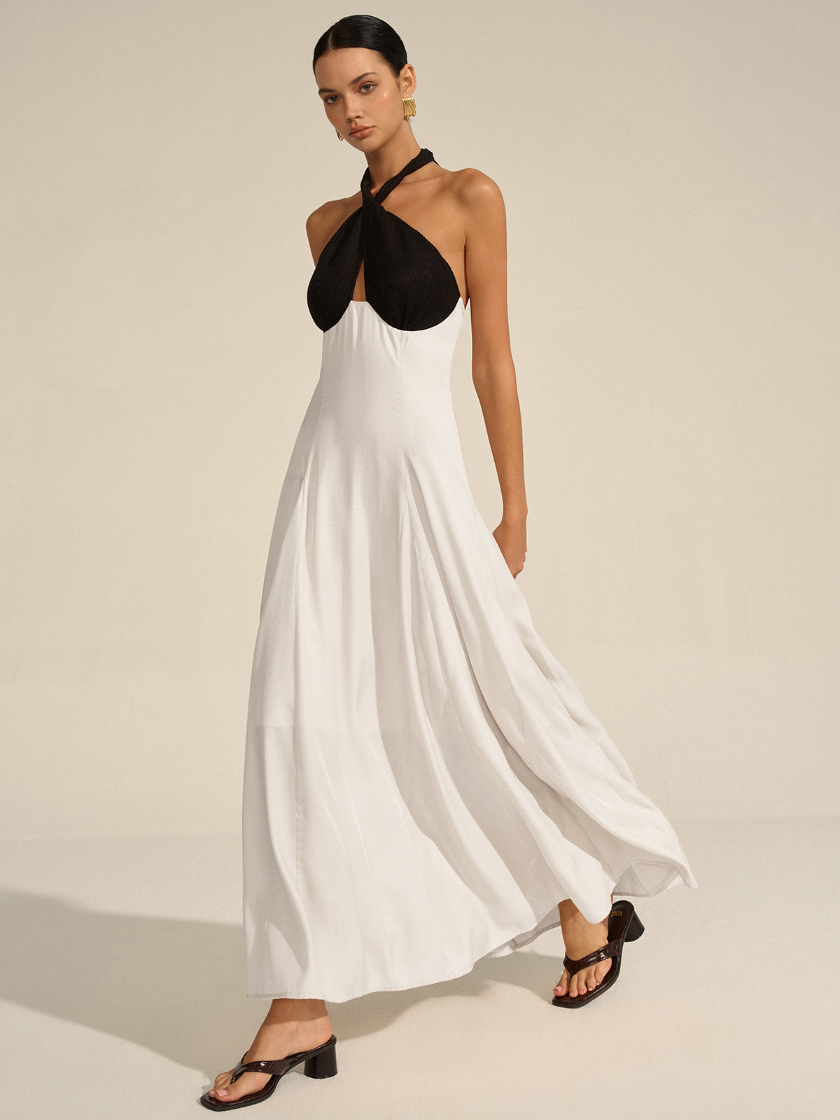 Halter Neck Cut-Out Maxi Dress-Chicvia