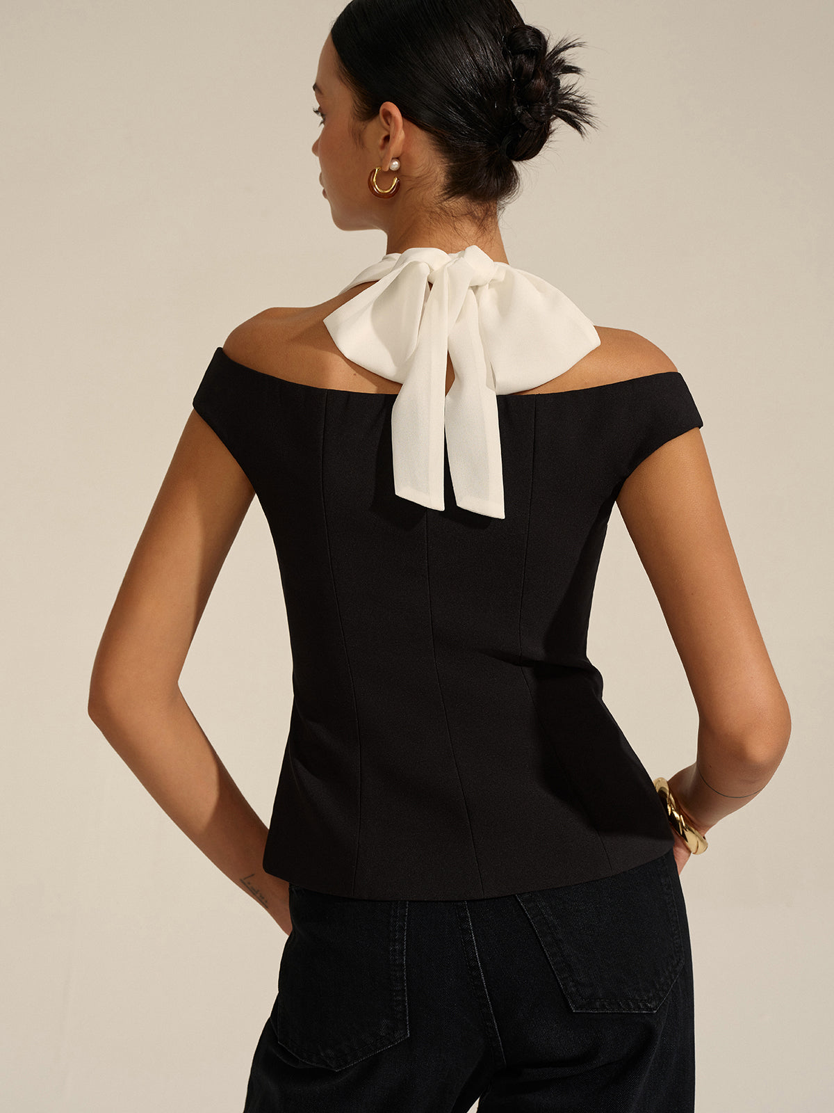 Off-Shoulder Halter Neck Blouse-Chicvia