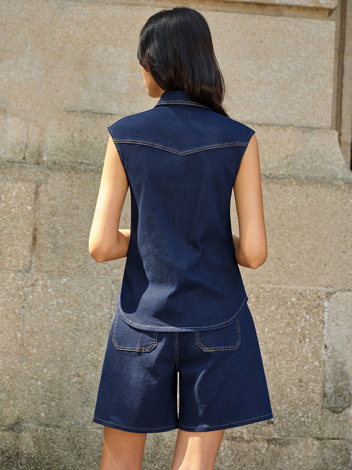 Pocketed Belted Denim Shorts-Chicvia