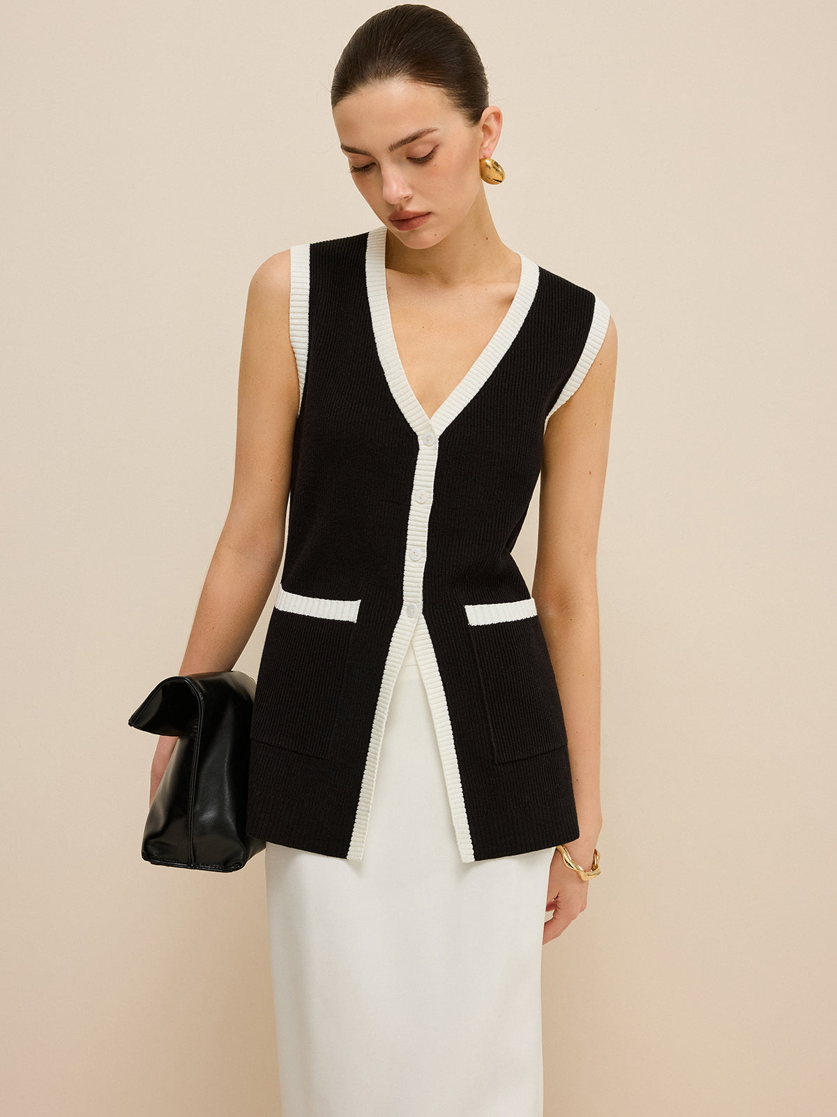 Contrast Trim V-Neck Knit Vest-Chicvia