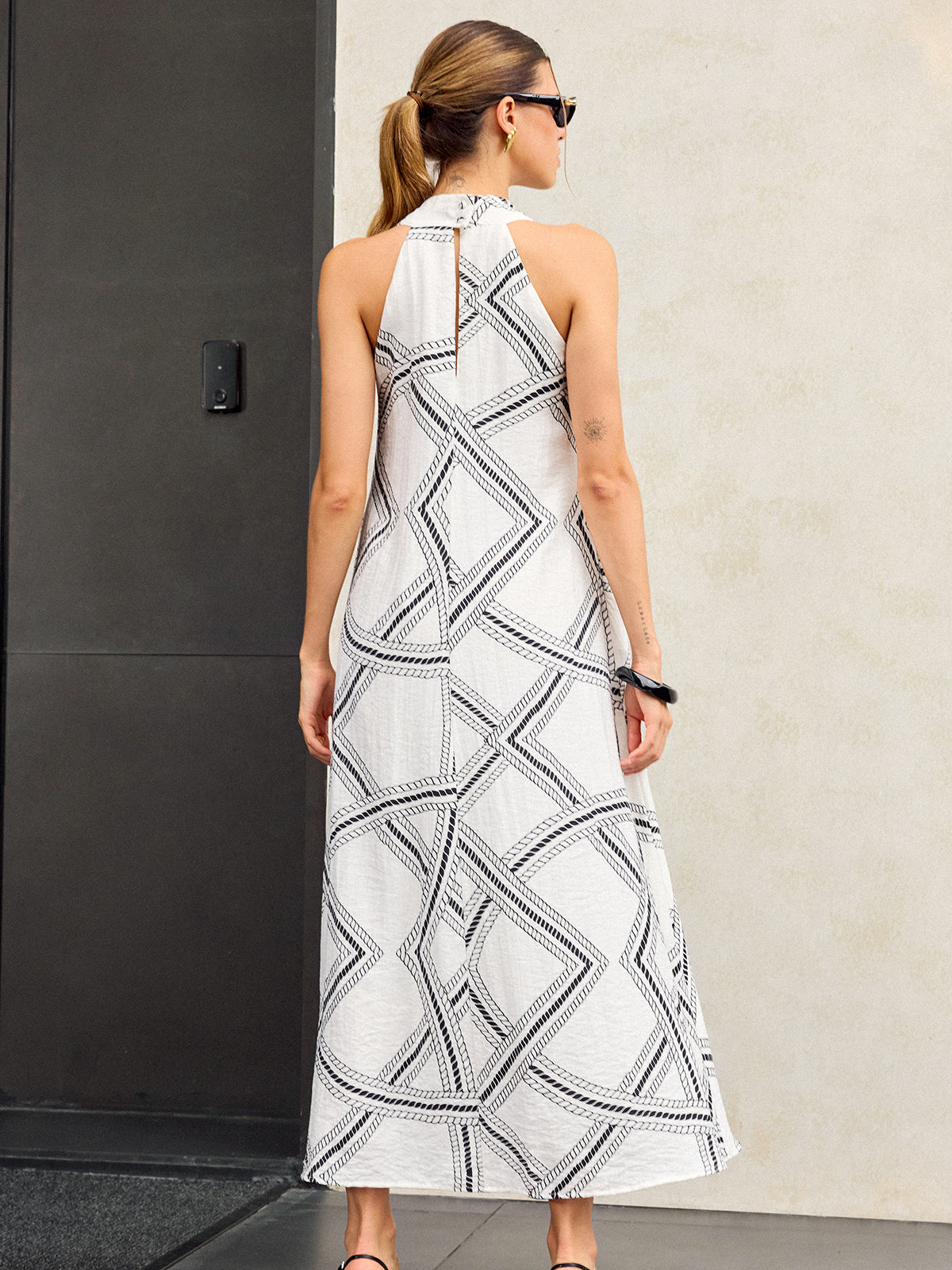 Geometric Print Halter Maxi Dress-Chicvia