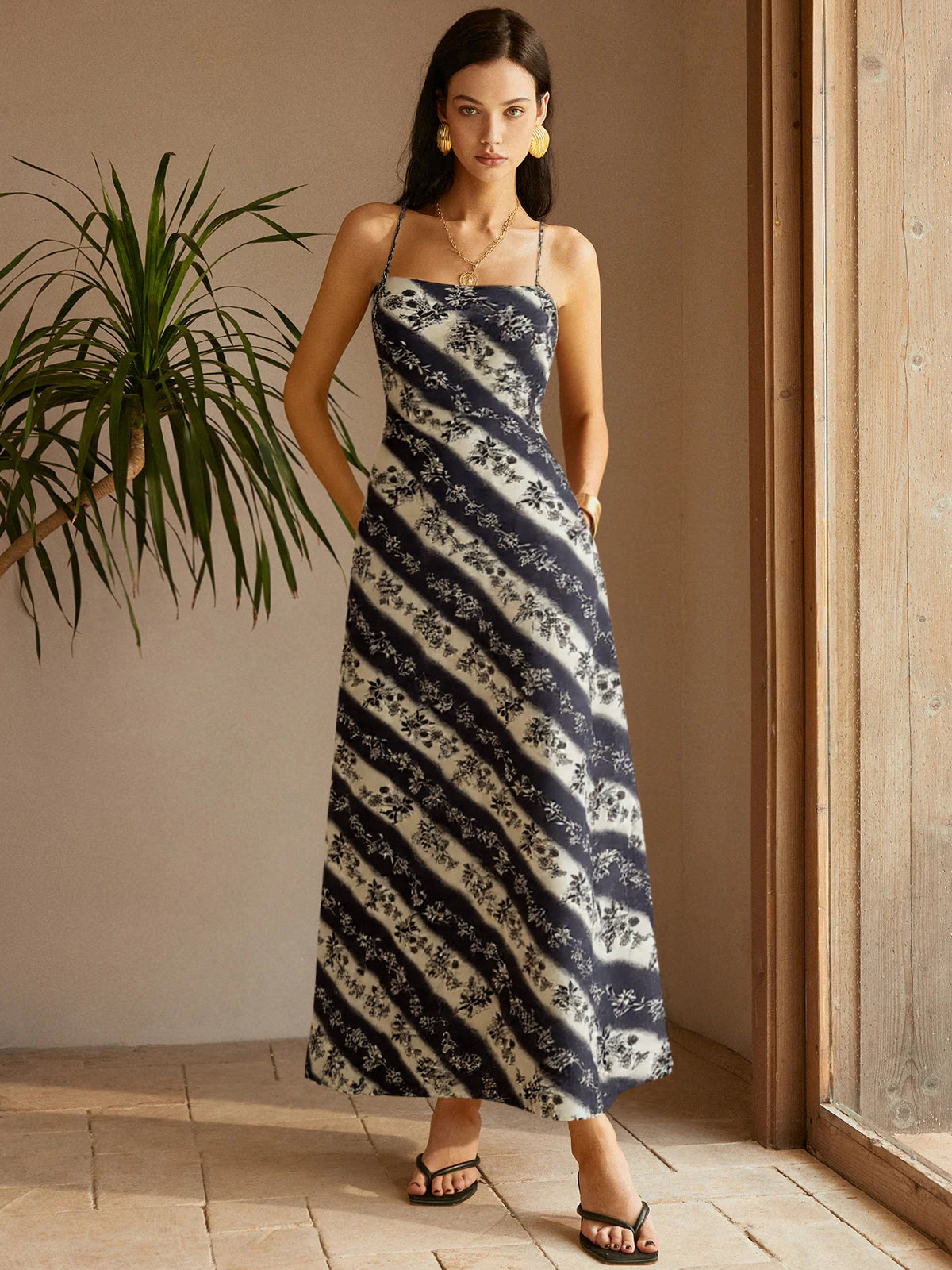 Floral Striped Criss-Cross Back Maxi Dress-Chicvia