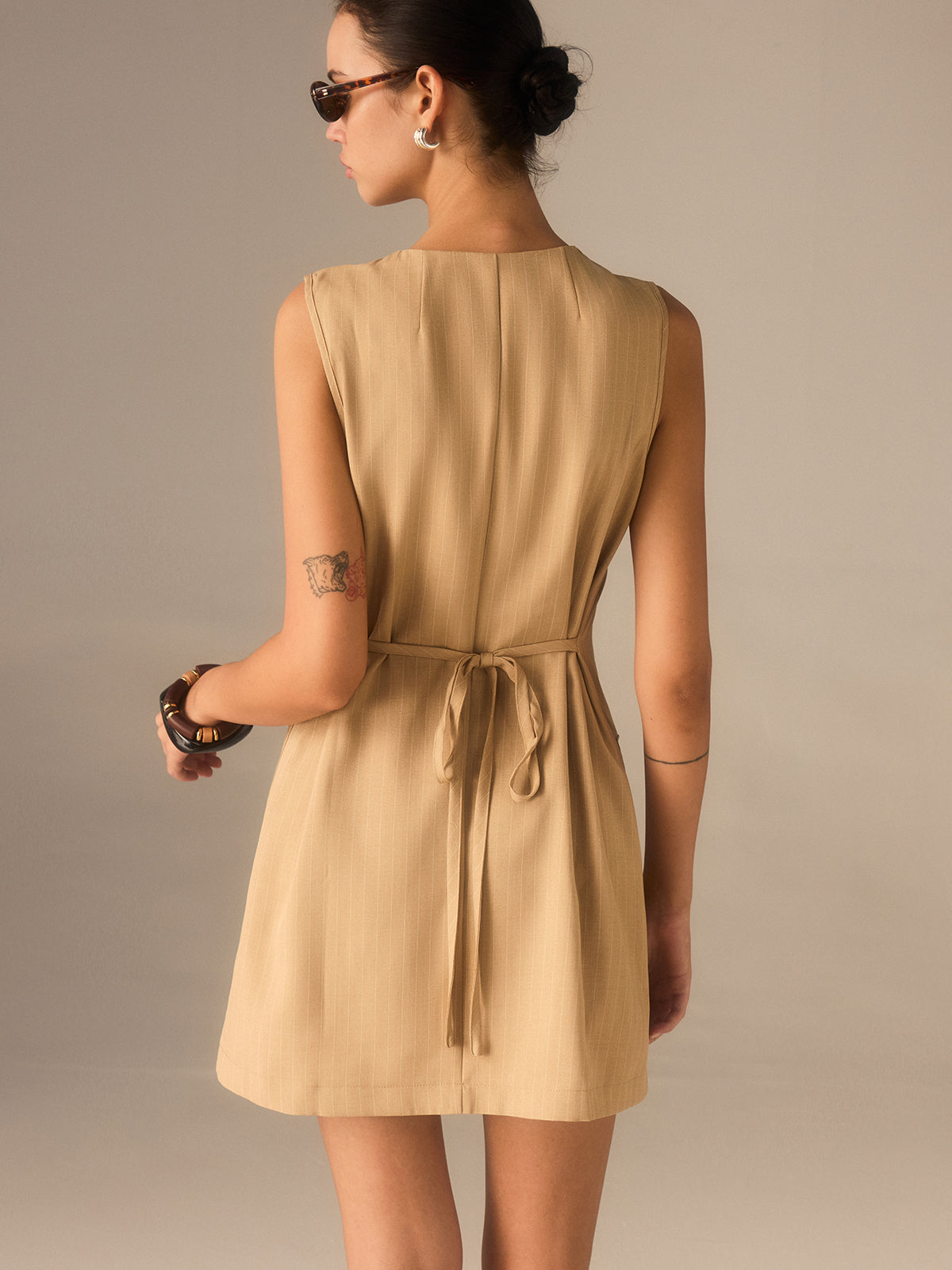 Cotton Blend Buttoned Dress with Pockets and Ties-Chicvia