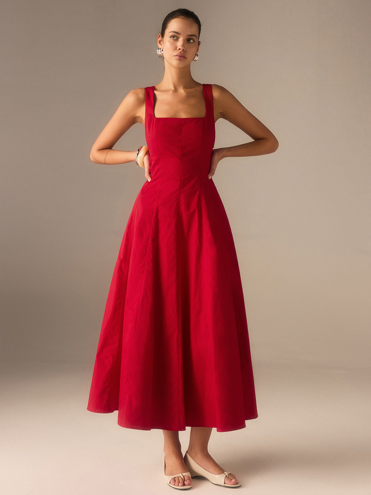 Cotton Maxi Dress with Lace-Up Back-Chicvia