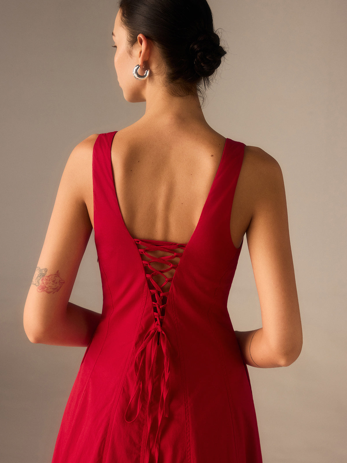 Cotton Maxi Dress with Lace-Up Back-Chicvia